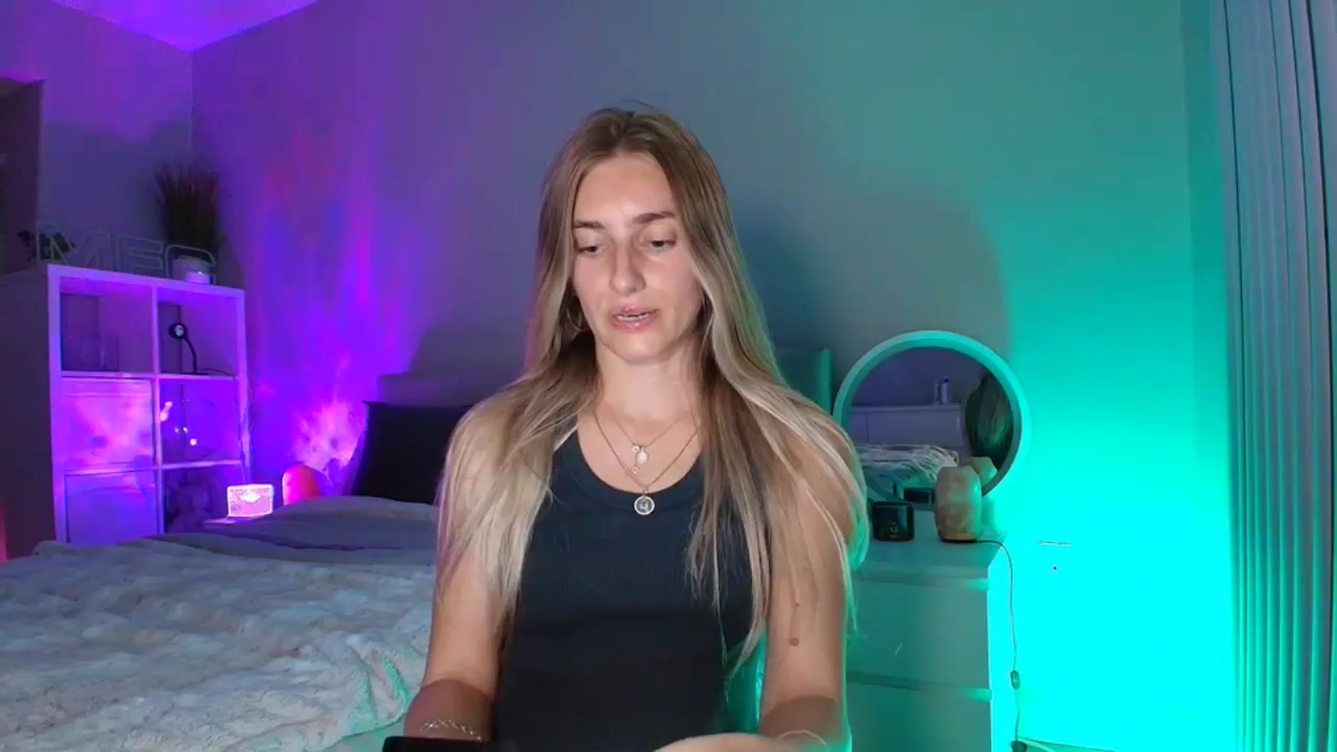 Gallery image thumbnail from Irina_VQ's myfreecams stream on, 04/18/2026, 06:47 image 12 of 20