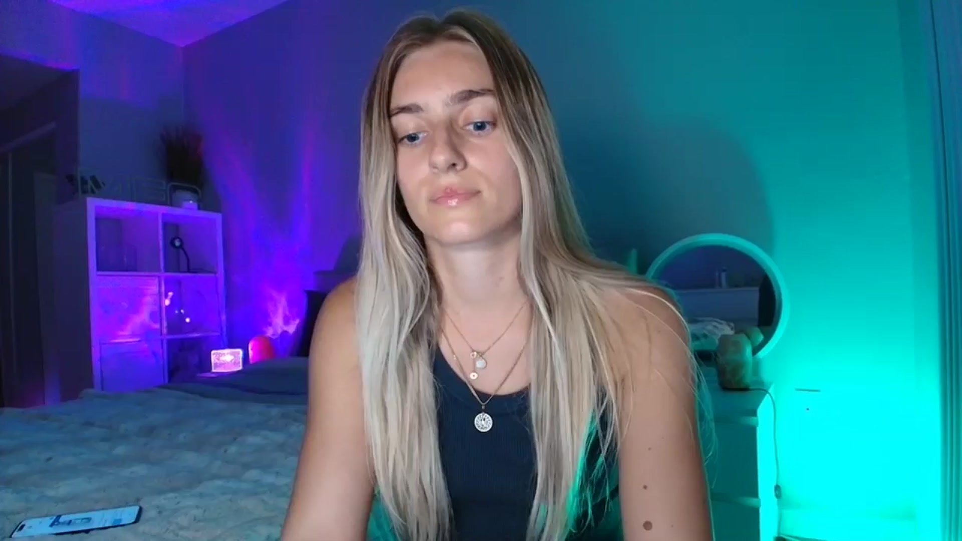 Gallery image thumbnail from Irina_VQ's myfreecams stream on, 04/18/2026, 07:09 image 1 of 20