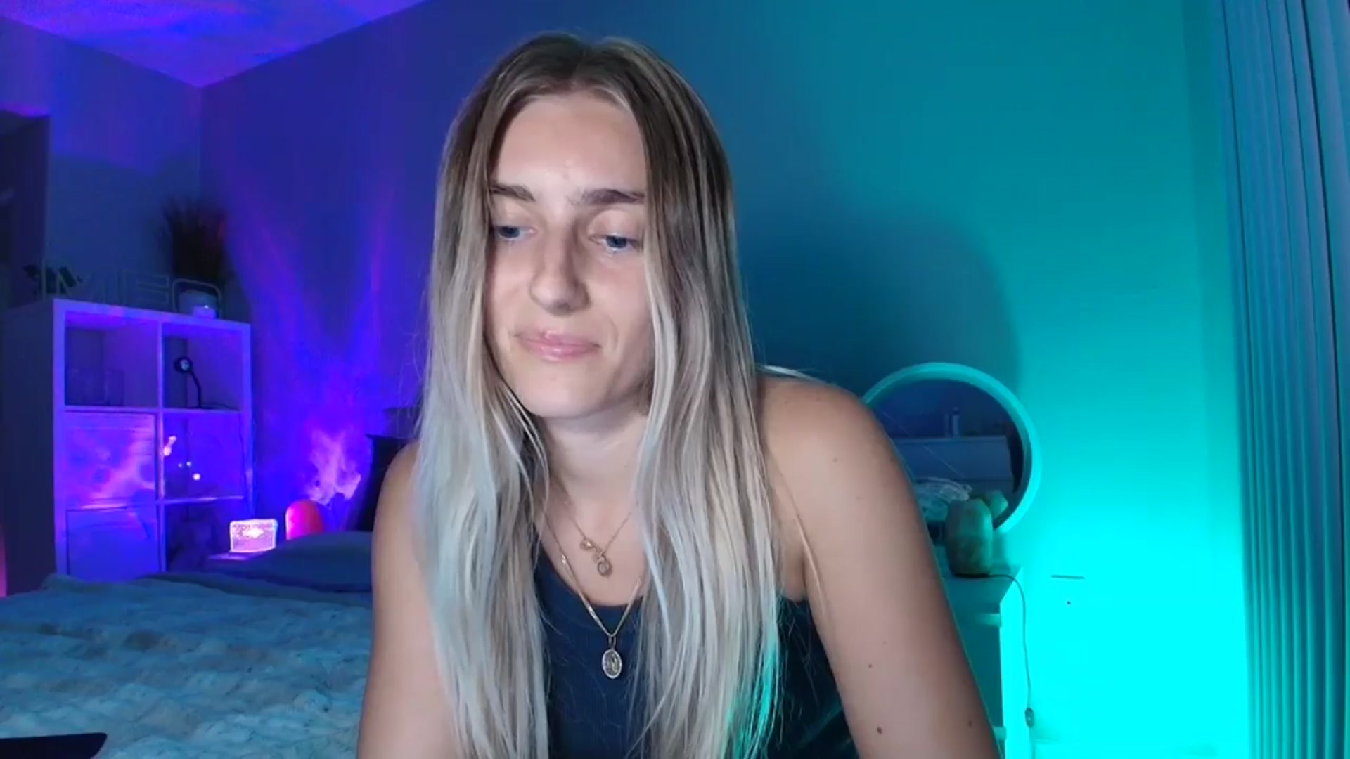 Gallery image thumbnail from Irina_VQ's myfreecams stream on, 04/18/2026, 08:26 image 19 of 20