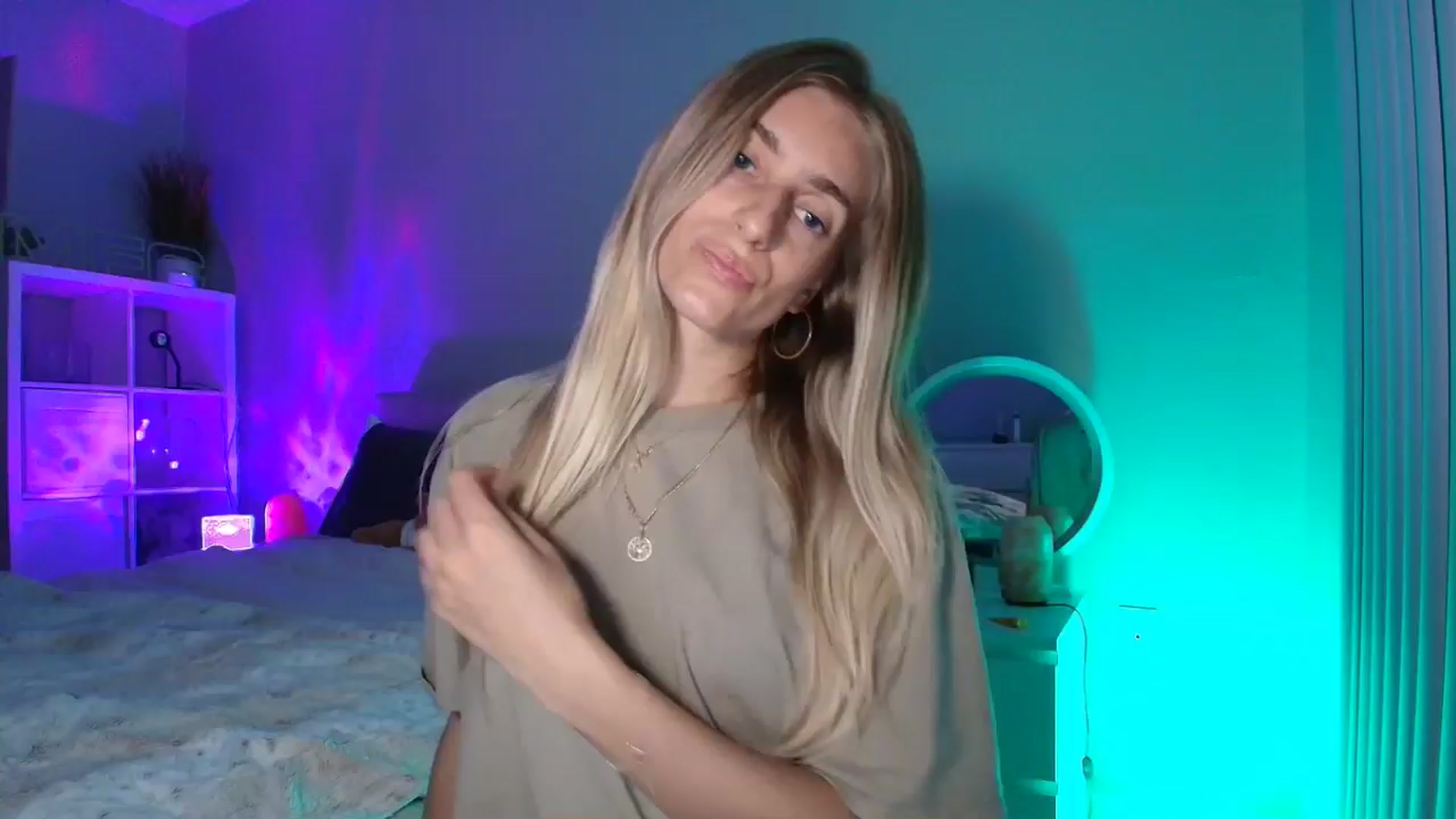 Gallery image thumbnail from Irina_VQ's myfreecams stream on, 05/04/2026, 05:49 image 1 of 20