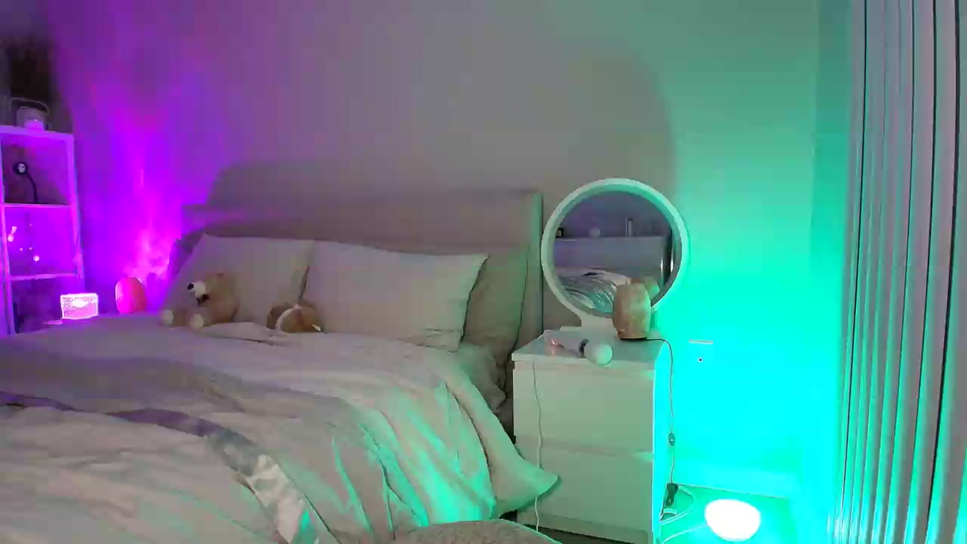 Gallery image thumbnail from Irina_VQ's myfreecams stream on, 06/08/2026, 07:02 image 1 of 20