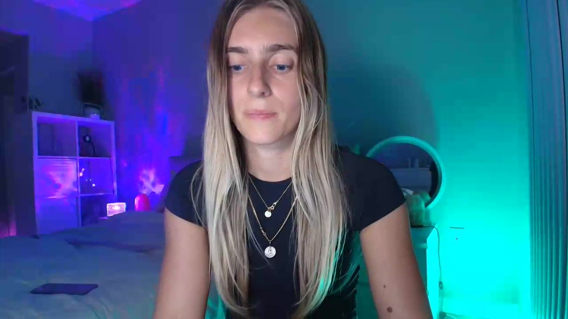 Gallery image thumbnail from Irina_VQ's myfreecams stream on, 06/12/2026, 06:11 image 20 of 20