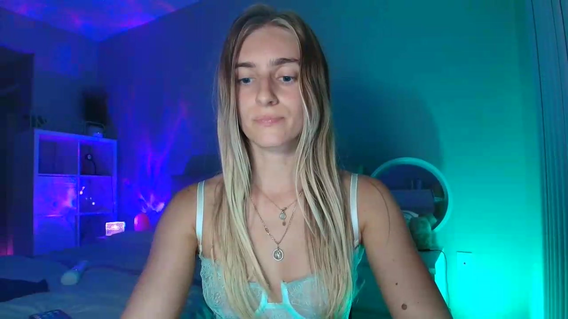 Gallery image thumbnail from Irina_VQ's myfreecams stream on, 06/12/2026, 08:17 image 18 of 20