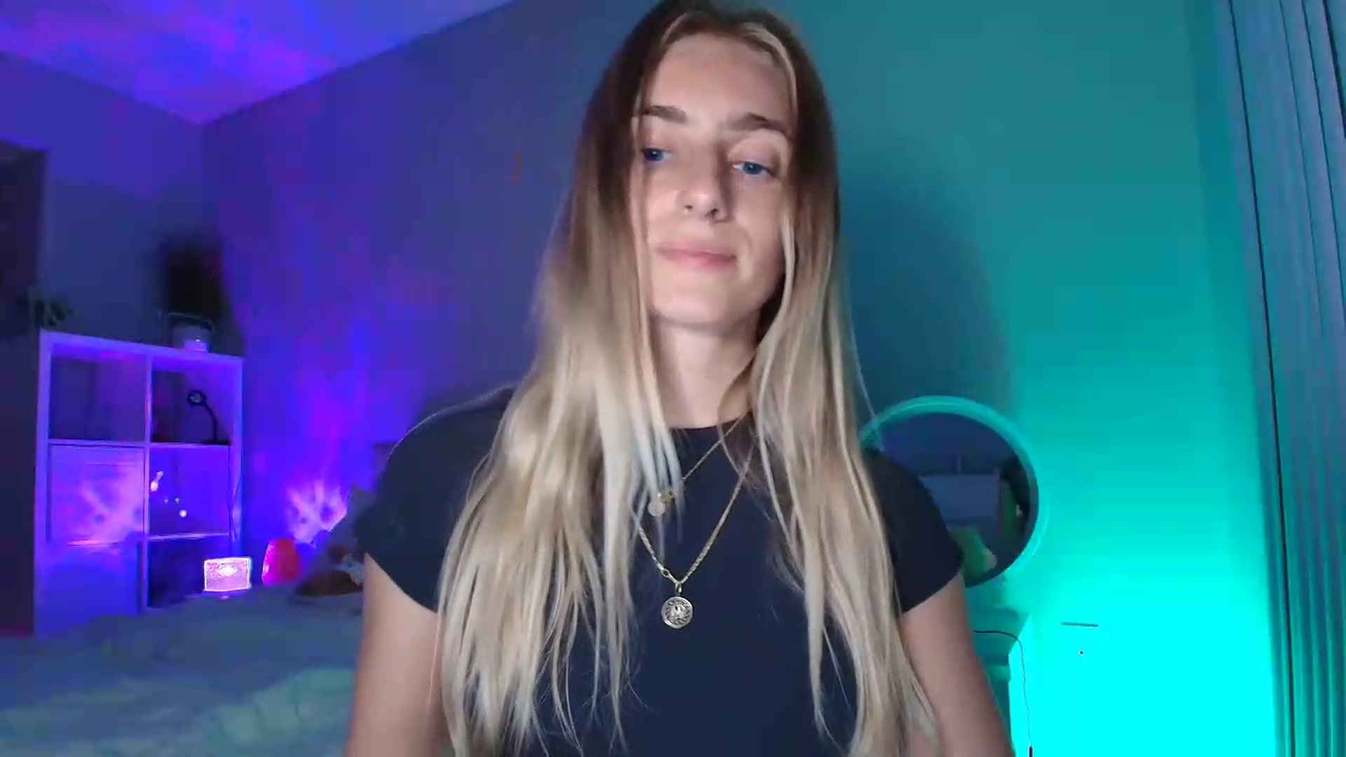 Gallery image thumbnail from Irina_VQ's myfreecams stream on, 06/29/2026, 07:45 image 7 of 20