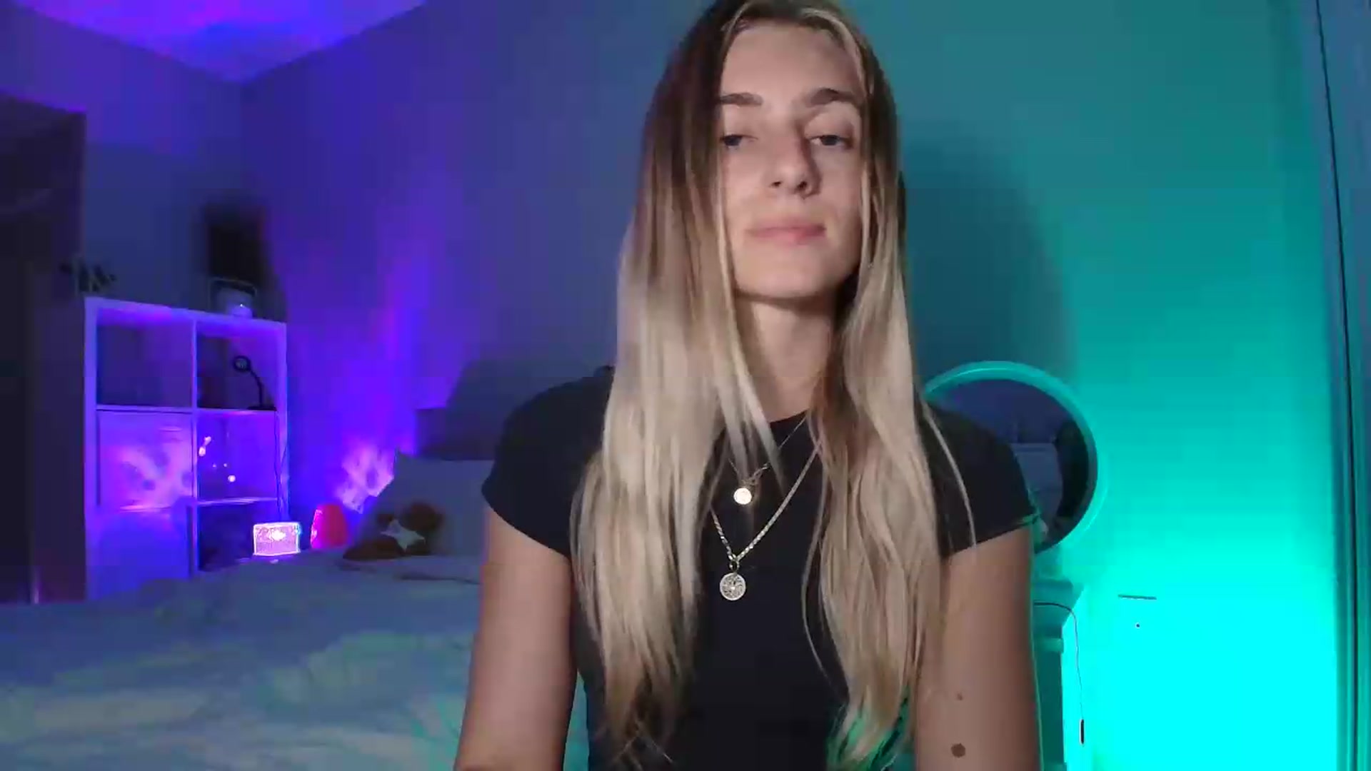 Gallery image thumbnail from Irina_VQ's myfreecams stream on, 06/29/2026, 07:45 image 9 of 20