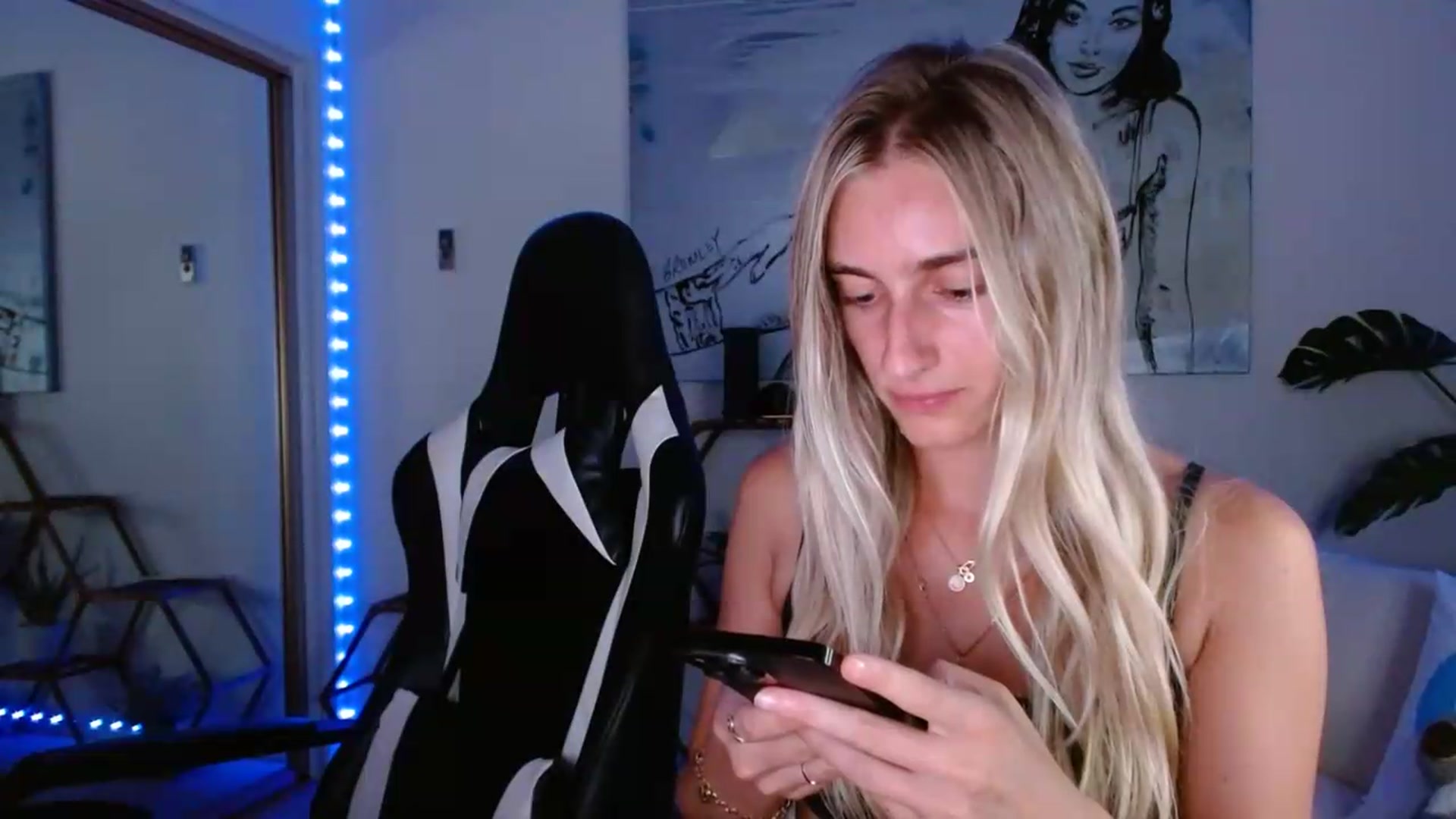 Gallery image thumbnail from Irina_VQ's myfreecams stream on, 08/10/2026, 04:53 image 10 of 20