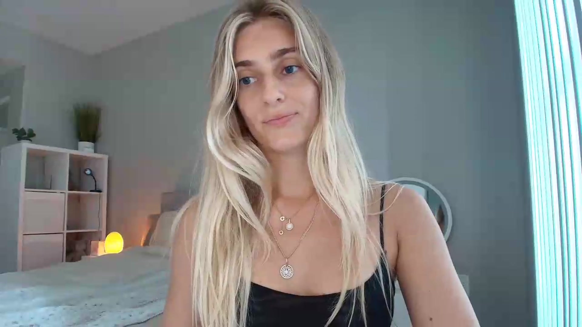 Gallery image thumbnail from Irina_VQ's myfreecams stream on, 08/28/2026, 21:52 image 4 of 20