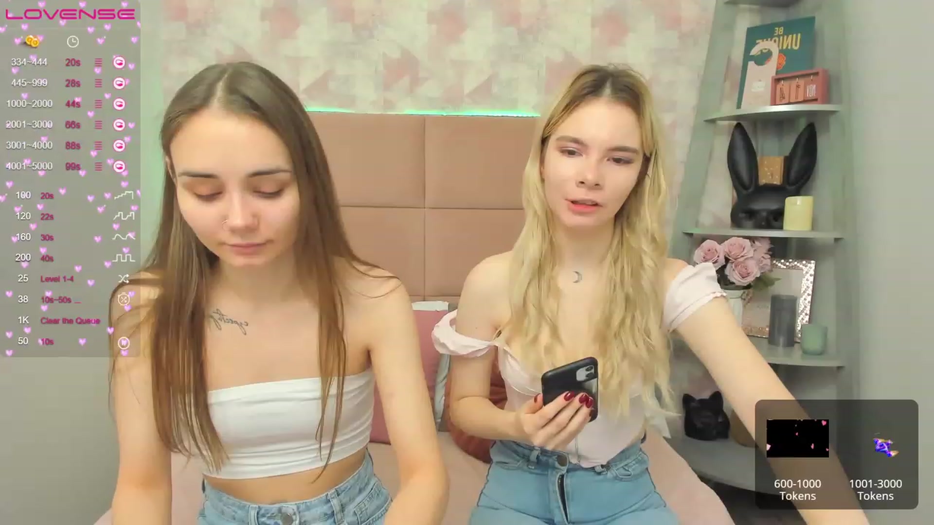 Gallery image thumbnail from IrisAdams's myfreecams stream on, 11/19/2022, 07:59 image 3 of 20