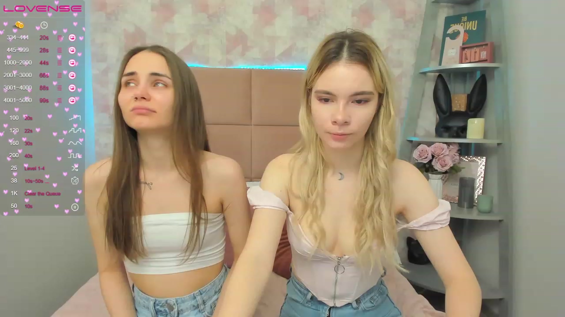 Gallery image thumbnail from IrisAdams's myfreecams stream on, 11/19/2022, 07:59 image 13 of 20