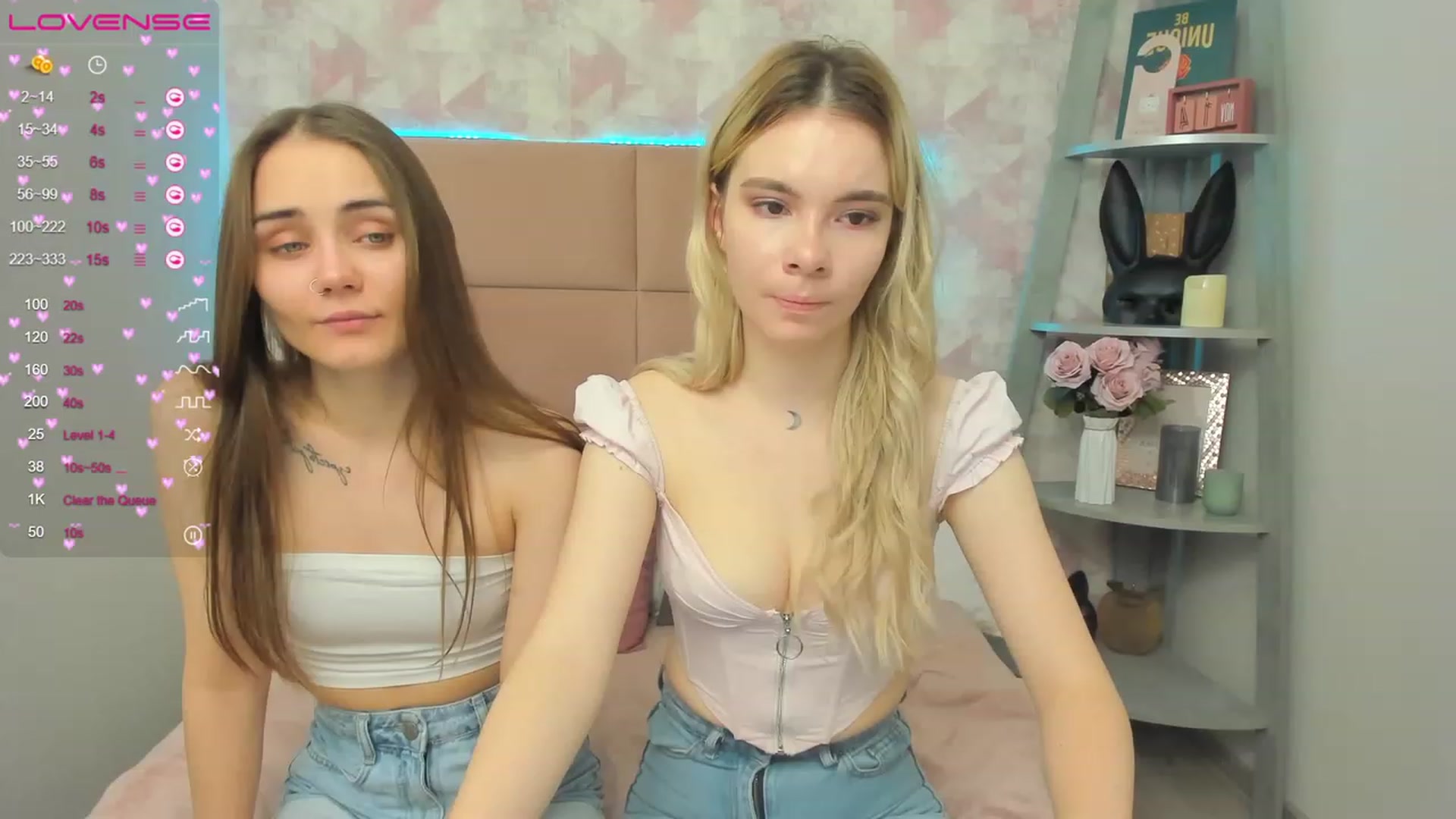 Gallery image thumbnail from IrisAdams's myfreecams stream on, 11/19/2022, 08:42 image 7 of 20
