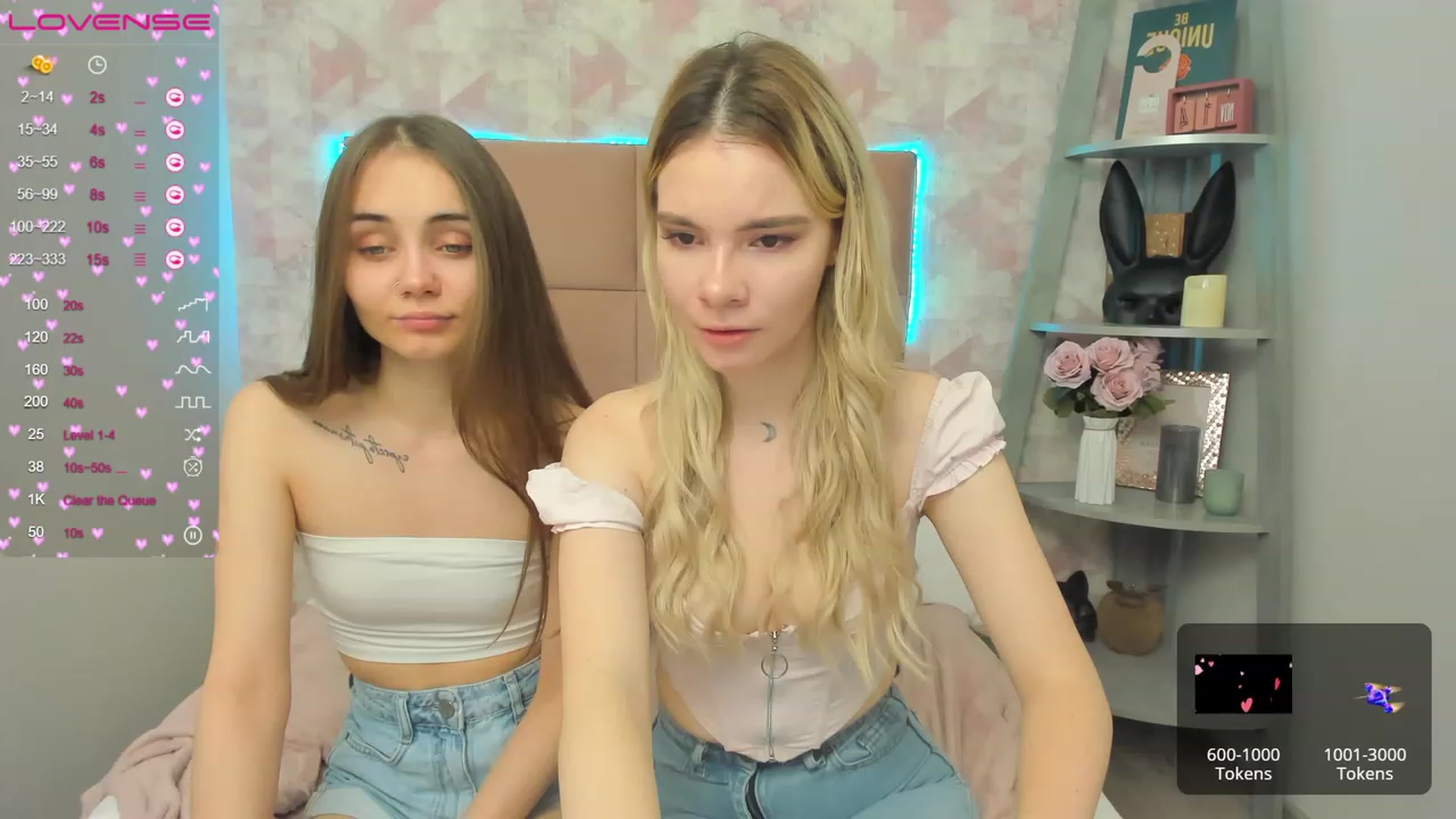 Gallery image thumbnail from IrisAdams's myfreecams stream on, 11/19/2022, 09:29 image 10 of 20