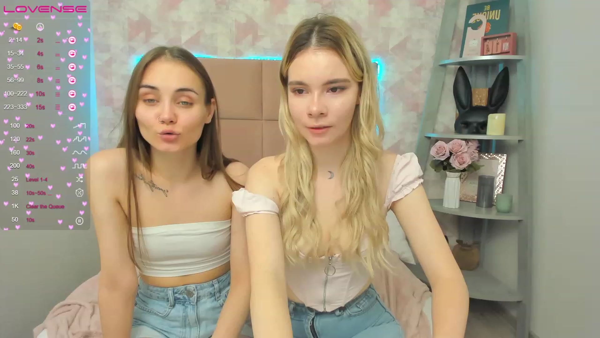 Gallery image thumbnail from IrisAdams's myfreecams stream on, 11/19/2022, 09:29 image 8 of 20
