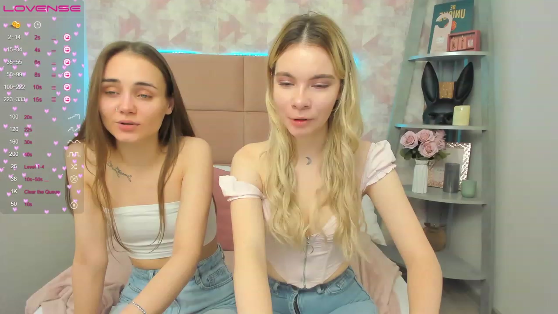 Gallery image thumbnail from IrisAdams's myfreecams stream on, 11/19/2022, 09:29 image 2 of 20