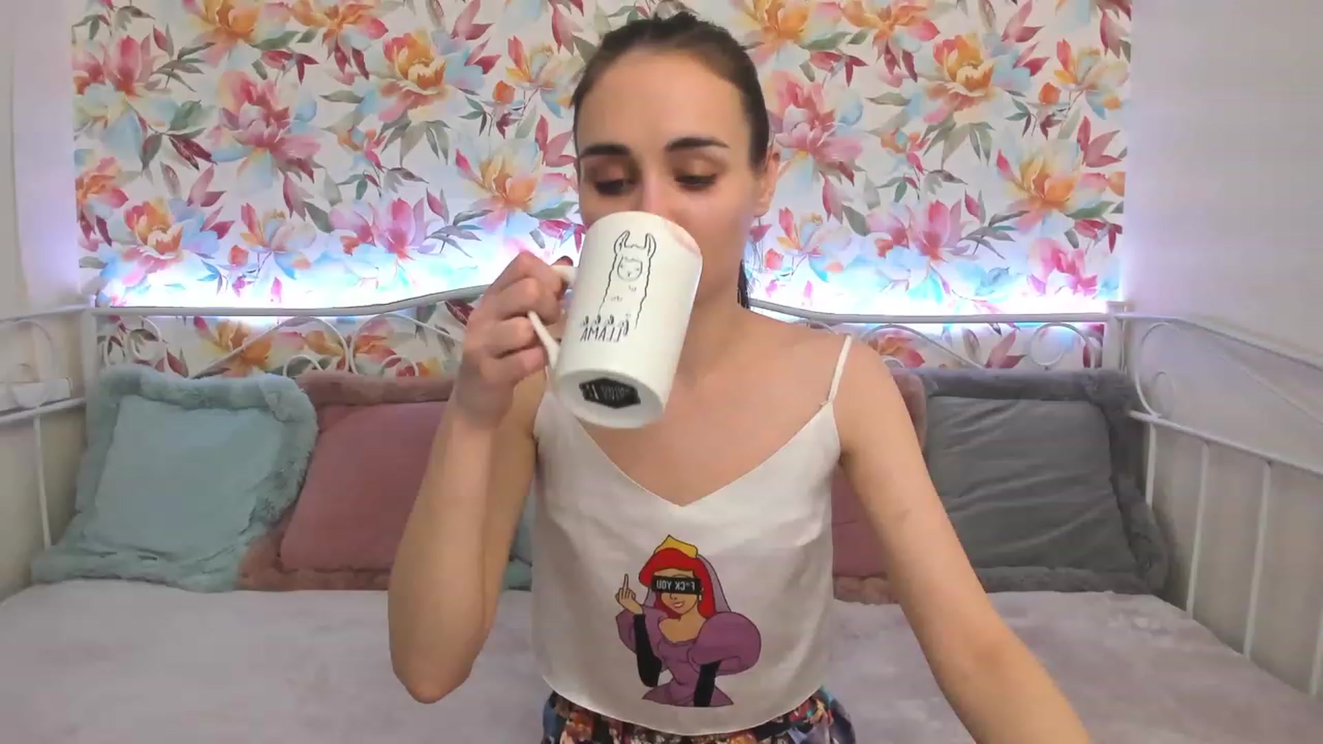 Gallery image thumbnail from IrisAdams's myfreecams stream on, 11/20/2022, 17:59 image 9 of 20
