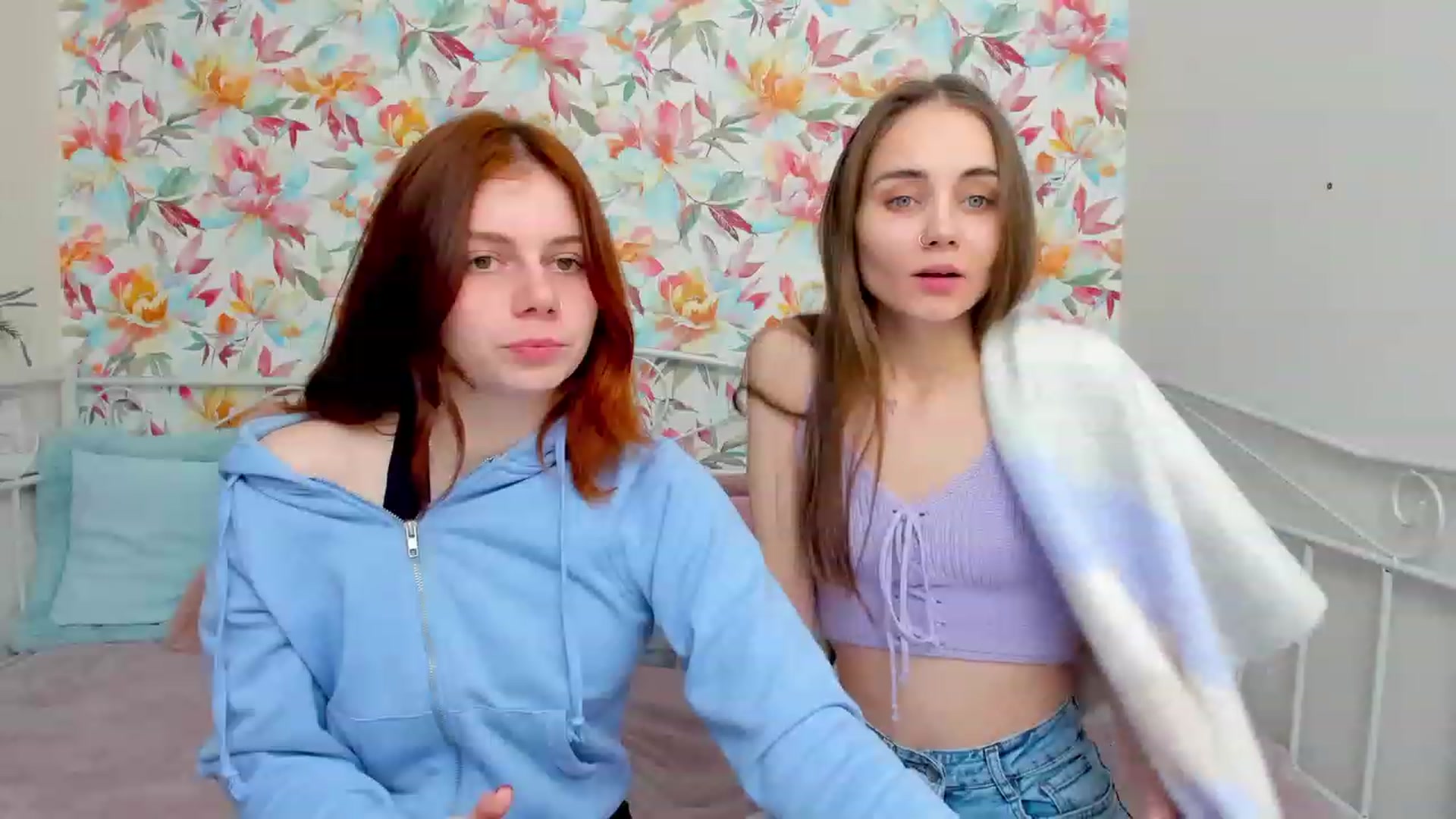 Gallery image thumbnail from IrisAdams's myfreecams stream on, 11/26/2022, 16:07 image 11 of 20