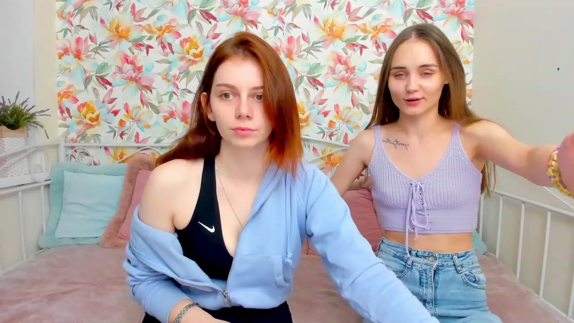 Gallery image thumbnail from IrisAdams's myfreecams stream on, 11/26/2022, 17:58 image 2 of 20