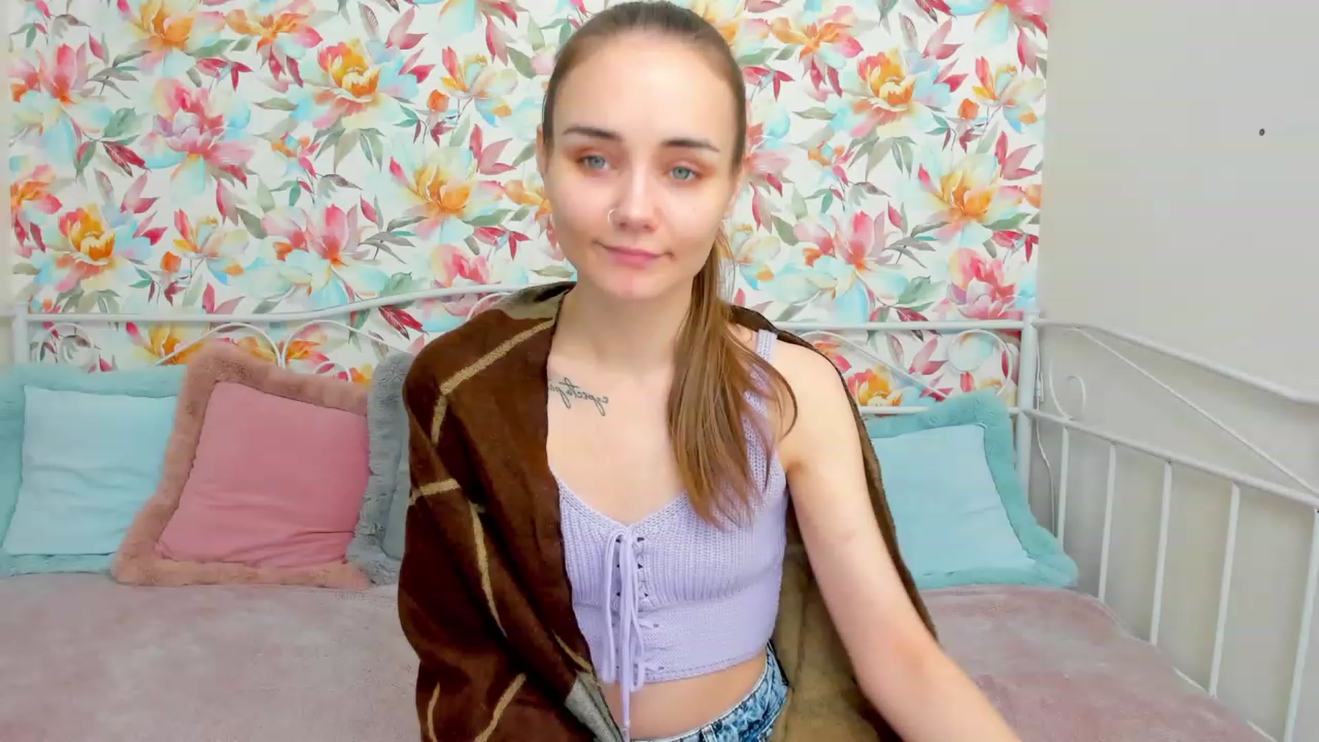 Gallery image thumbnail from IrisAdams's myfreecams stream on, 11/27/2022, 13:54 image 2 of 20