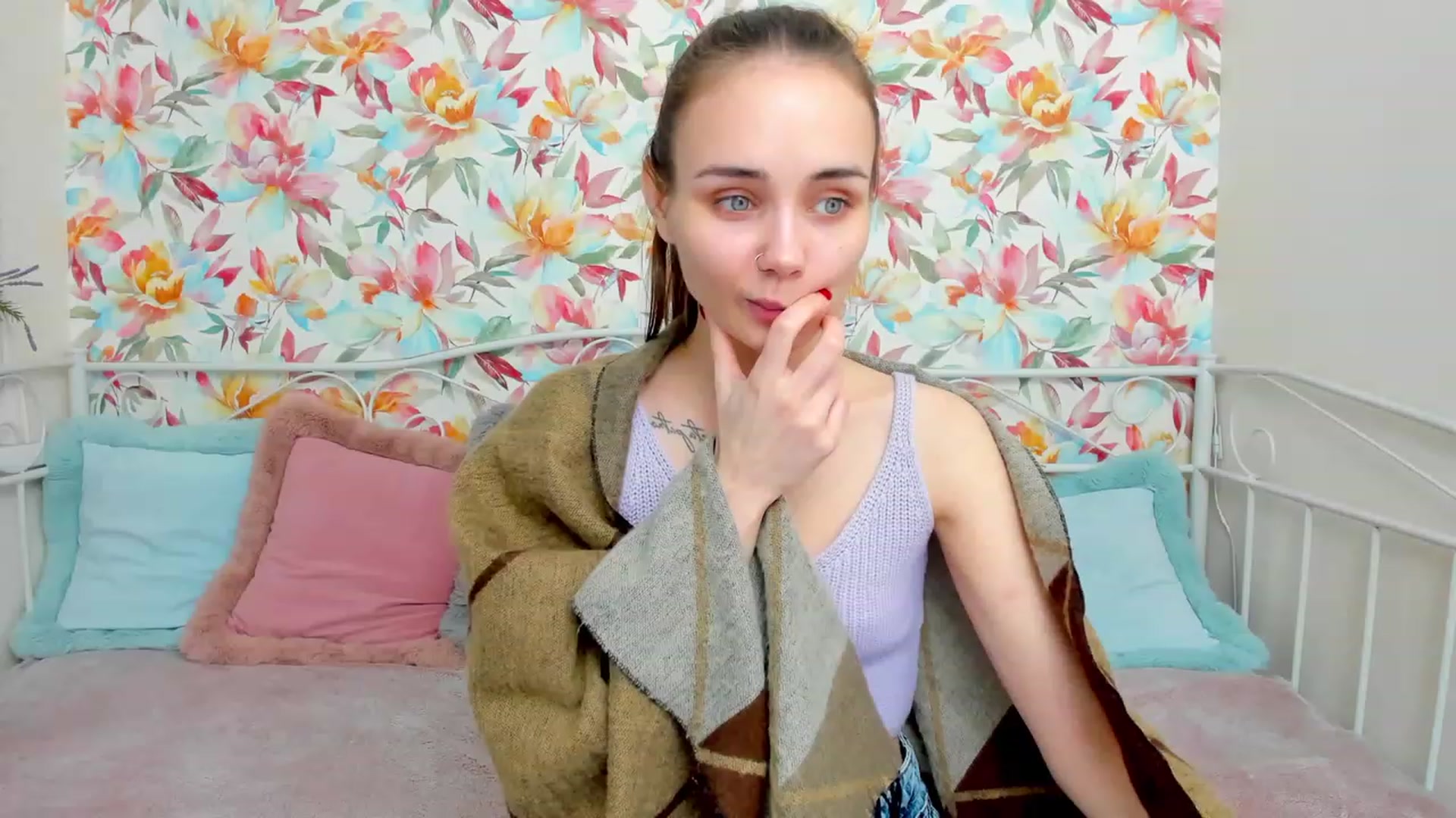 Gallery image thumbnail from IrisAdams's myfreecams stream on, 11/27/2022, 16:49 image 15 of 20