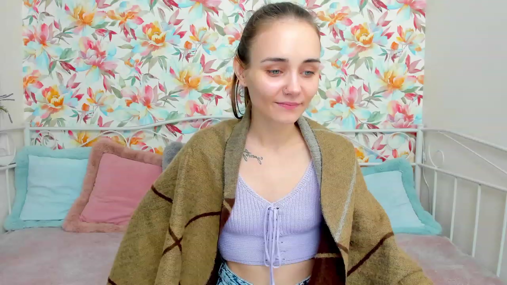 Gallery image thumbnail from IrisAdams's myfreecams stream on, 11/27/2022, 16:49 image 12 of 20