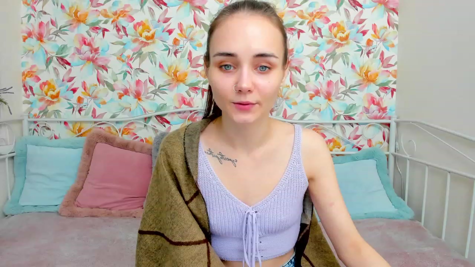Gallery image thumbnail from IrisAdams's myfreecams stream on, 11/27/2022, 16:49 image 16 of 20