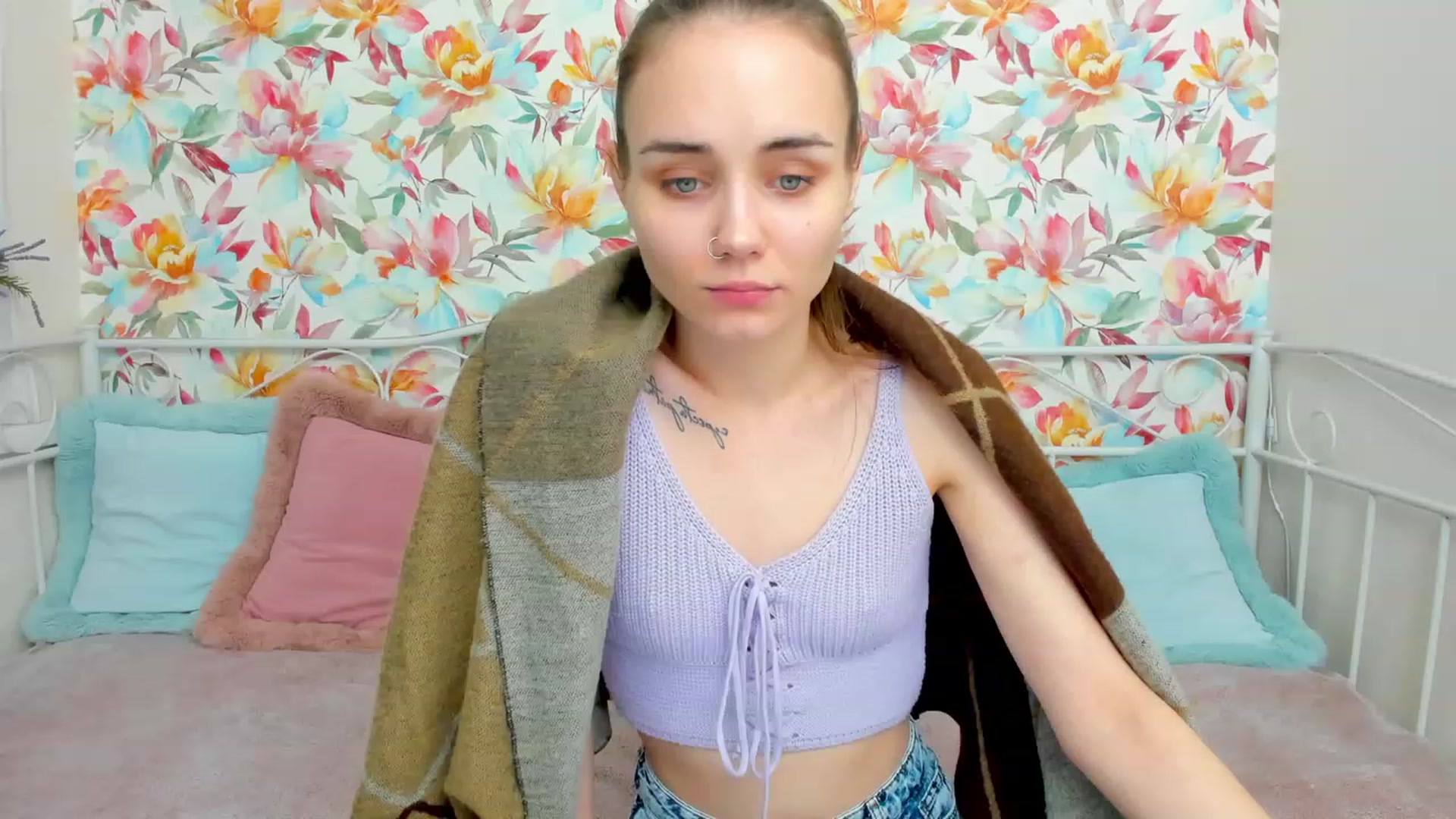 Gallery image thumbnail from IrisAdams's myfreecams stream on, 11/27/2022, 19:01 image 2 of 20