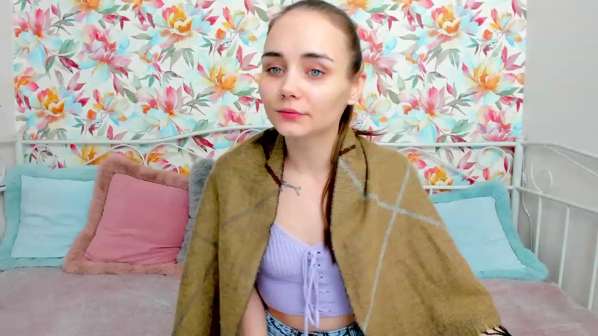 Gallery image thumbnail from IrisAdams's myfreecams stream on, 11/27/2022, 19:01 image 8 of 20
