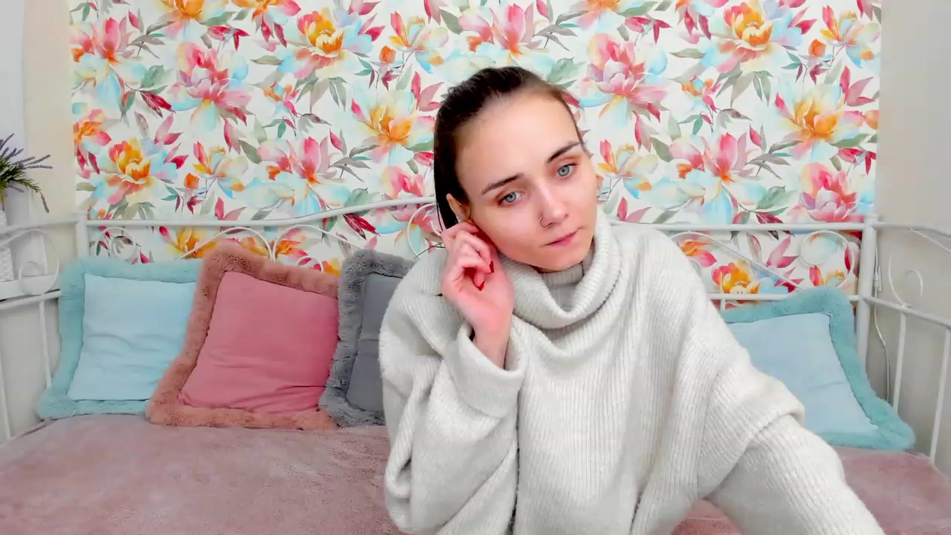 Gallery image thumbnail from IrisAdams's myfreecams stream on, 11/27/2022, 19:30 image 14 of 20