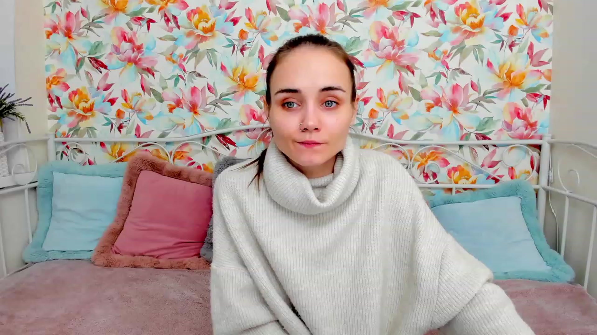 Gallery image thumbnail from IrisAdams's myfreecams stream on, 11/27/2022, 19:30 image 15 of 20