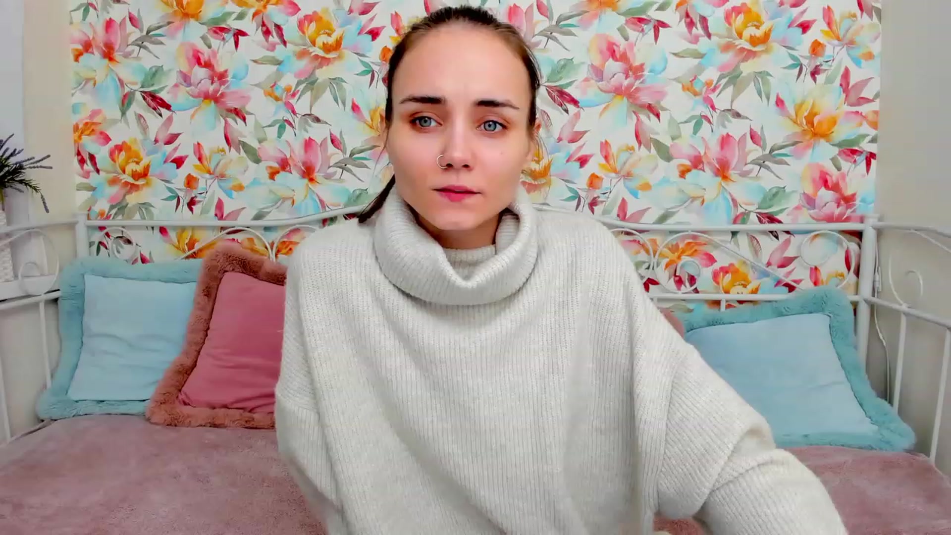Gallery image thumbnail from IrisAdams's myfreecams stream on, 11/27/2022, 19:30 image 5 of 20