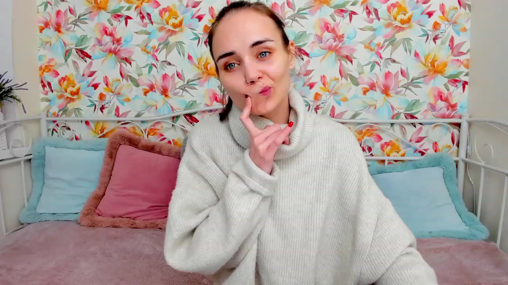 Gallery image thumbnail from IrisAdams's myfreecams stream on, 11/27/2022, 19:30 image 6 of 20