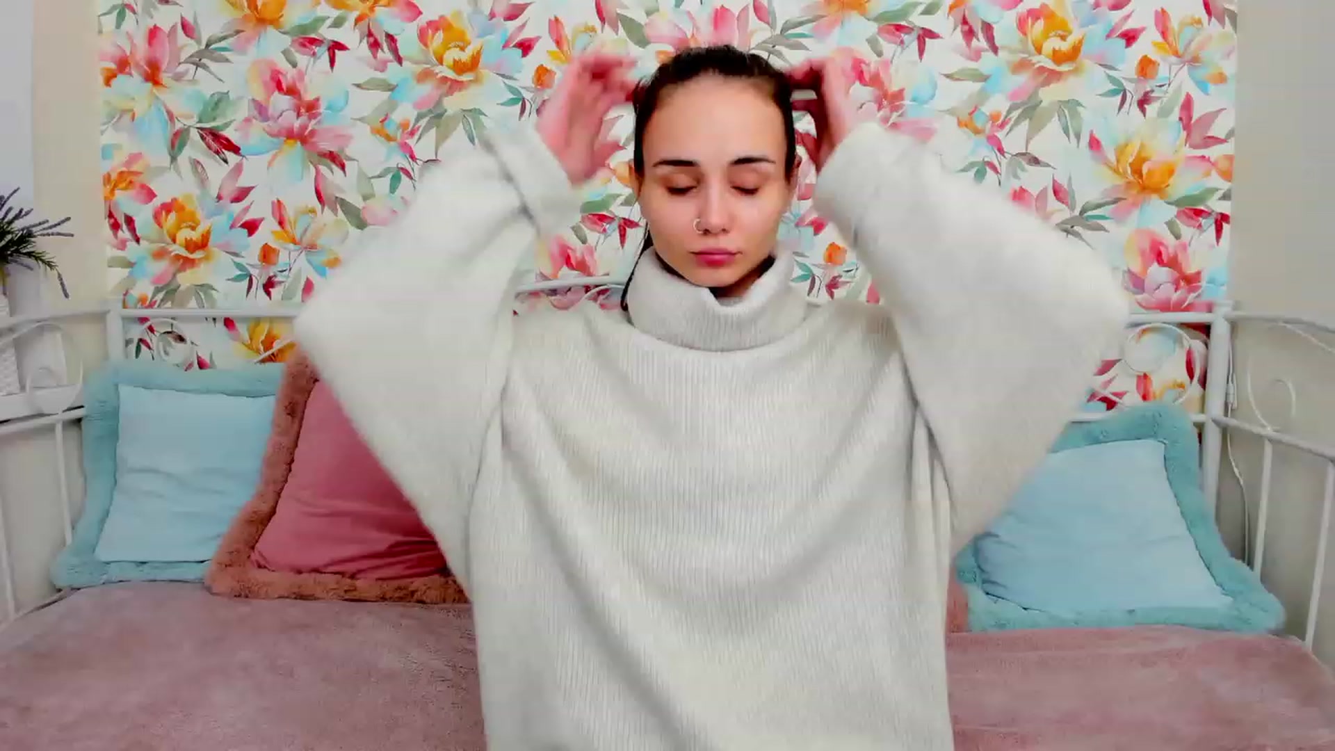 Gallery image thumbnail from IrisAdams's myfreecams stream on, 11/27/2022, 19:30 image 7 of 20
