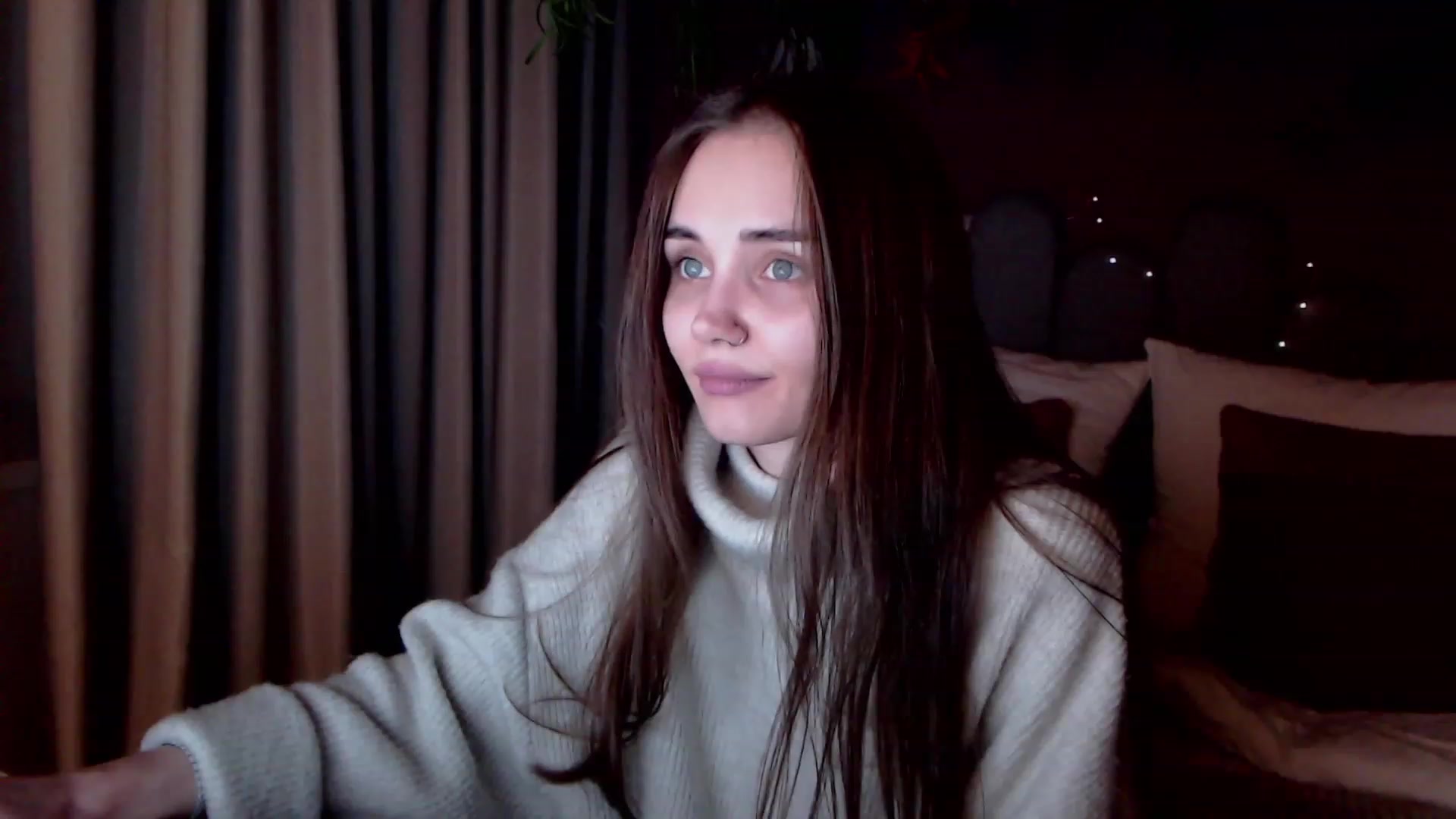 Gallery image thumbnail from IrisAdams's myfreecams stream on, 11/29/2022, 17:10 image 5 of 20