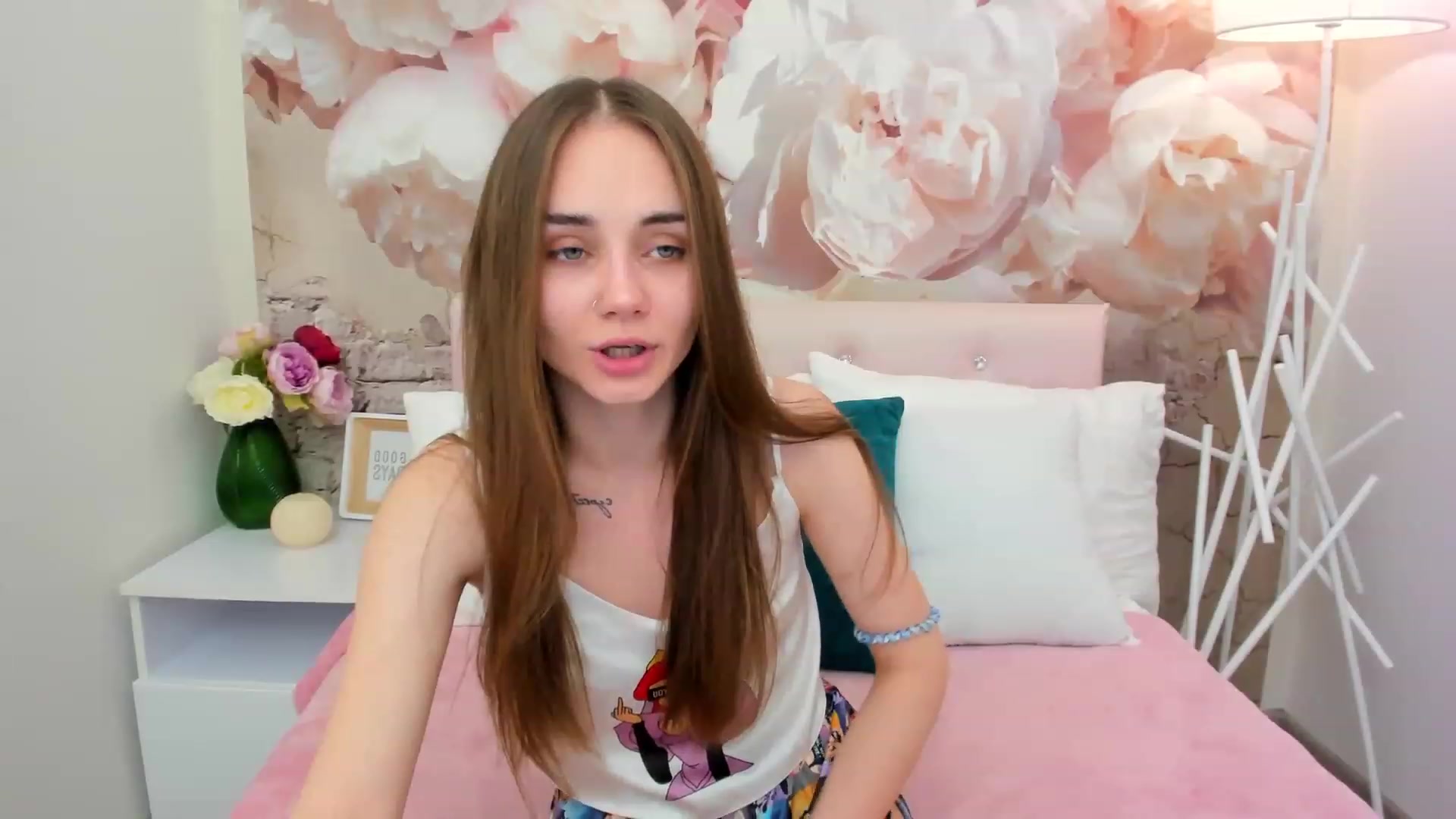 Gallery image thumbnail from IrisAdams's myfreecams stream on, 12/12/2022, 14:03 image 20 of 20