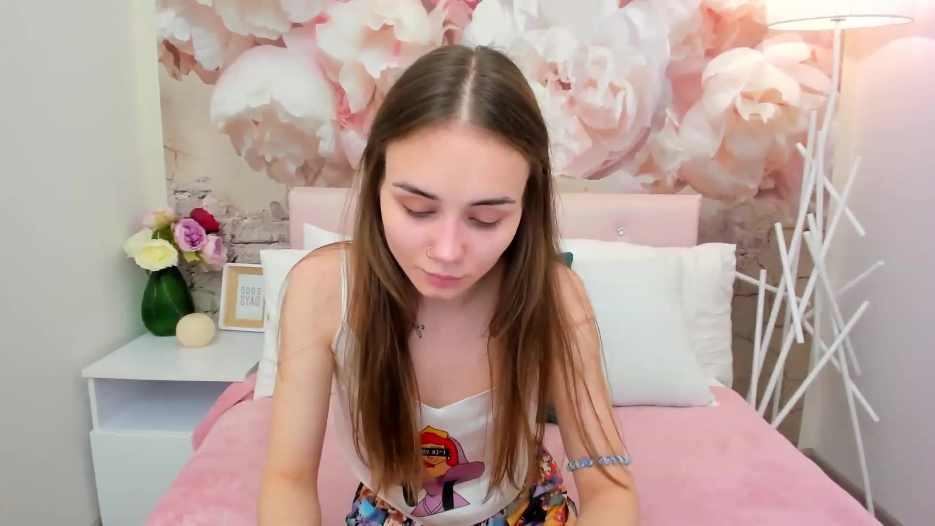 Gallery image thumbnail from IrisAdams's myfreecams stream on, 12/12/2022, 14:03 image 16 of 20