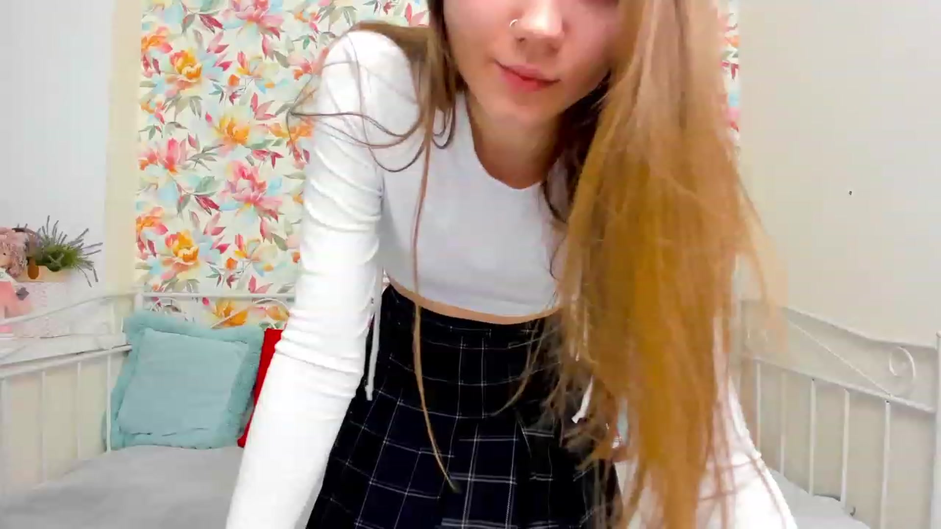 Gallery image thumbnail from IrisAdams's myfreecams stream on, 12/15/2022, 10:56 image 13 of 20