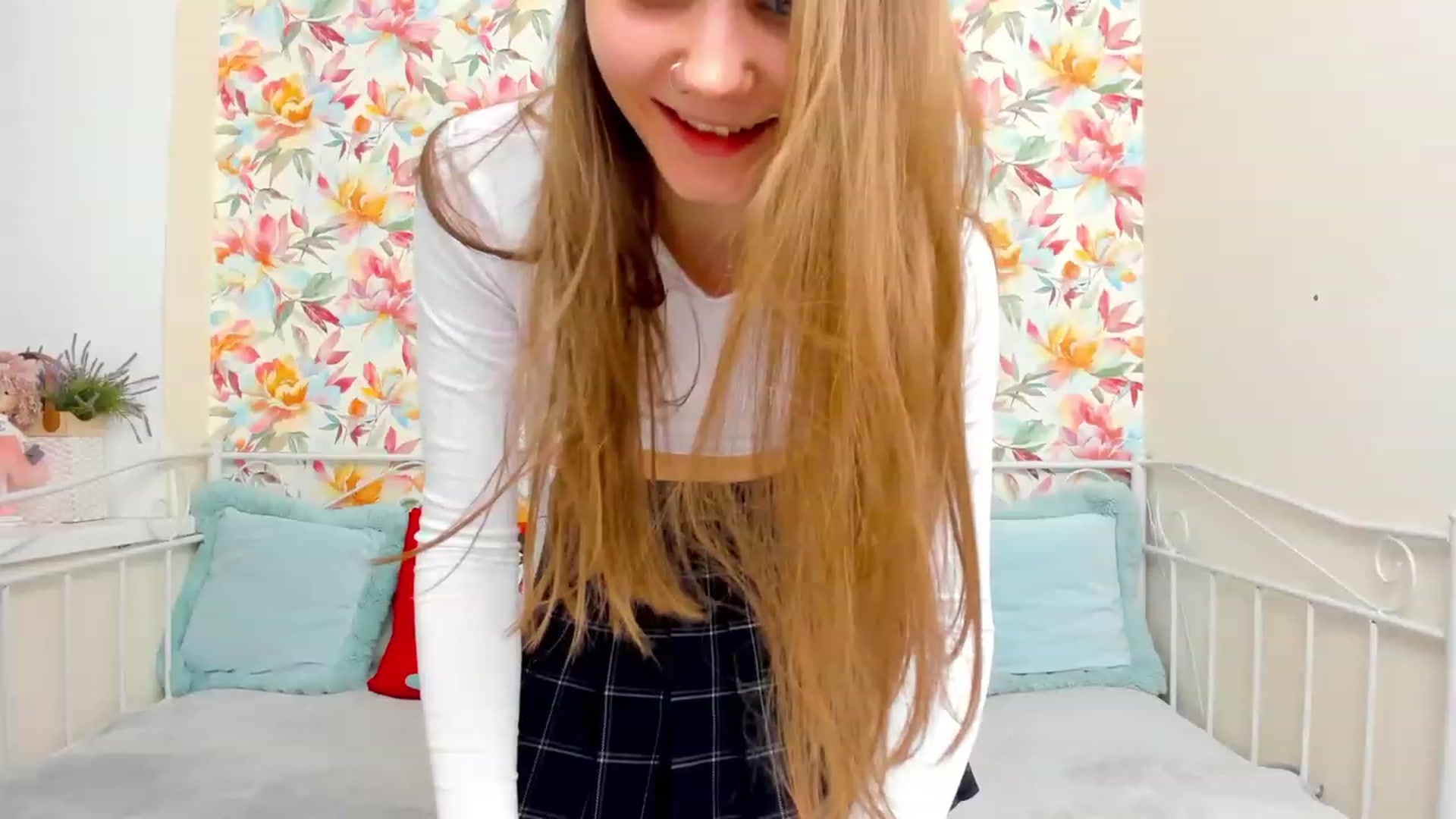 Gallery image thumbnail from IrisAdams's myfreecams stream on, 12/15/2022, 10:56 image 20 of 20