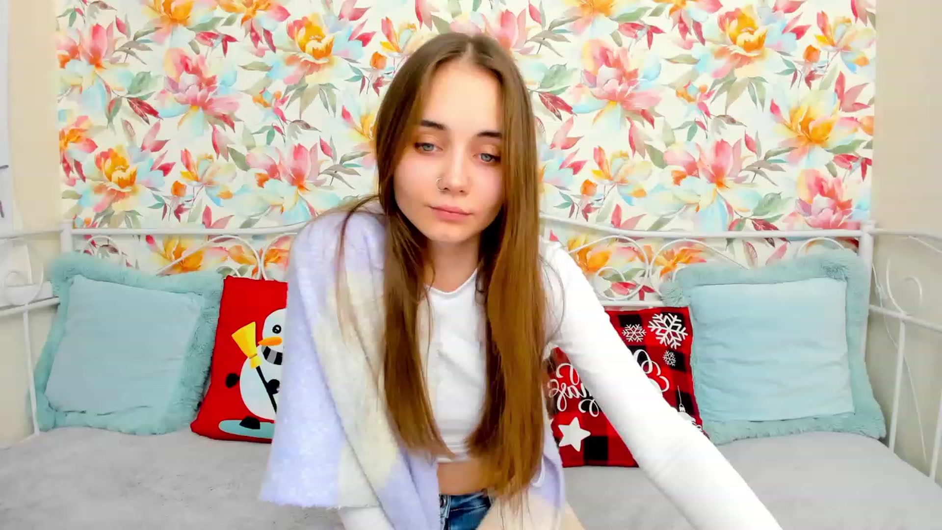 Gallery image thumbnail from IrisAdams's myfreecams stream on, 12/15/2022, 12:28 image 5 of 20