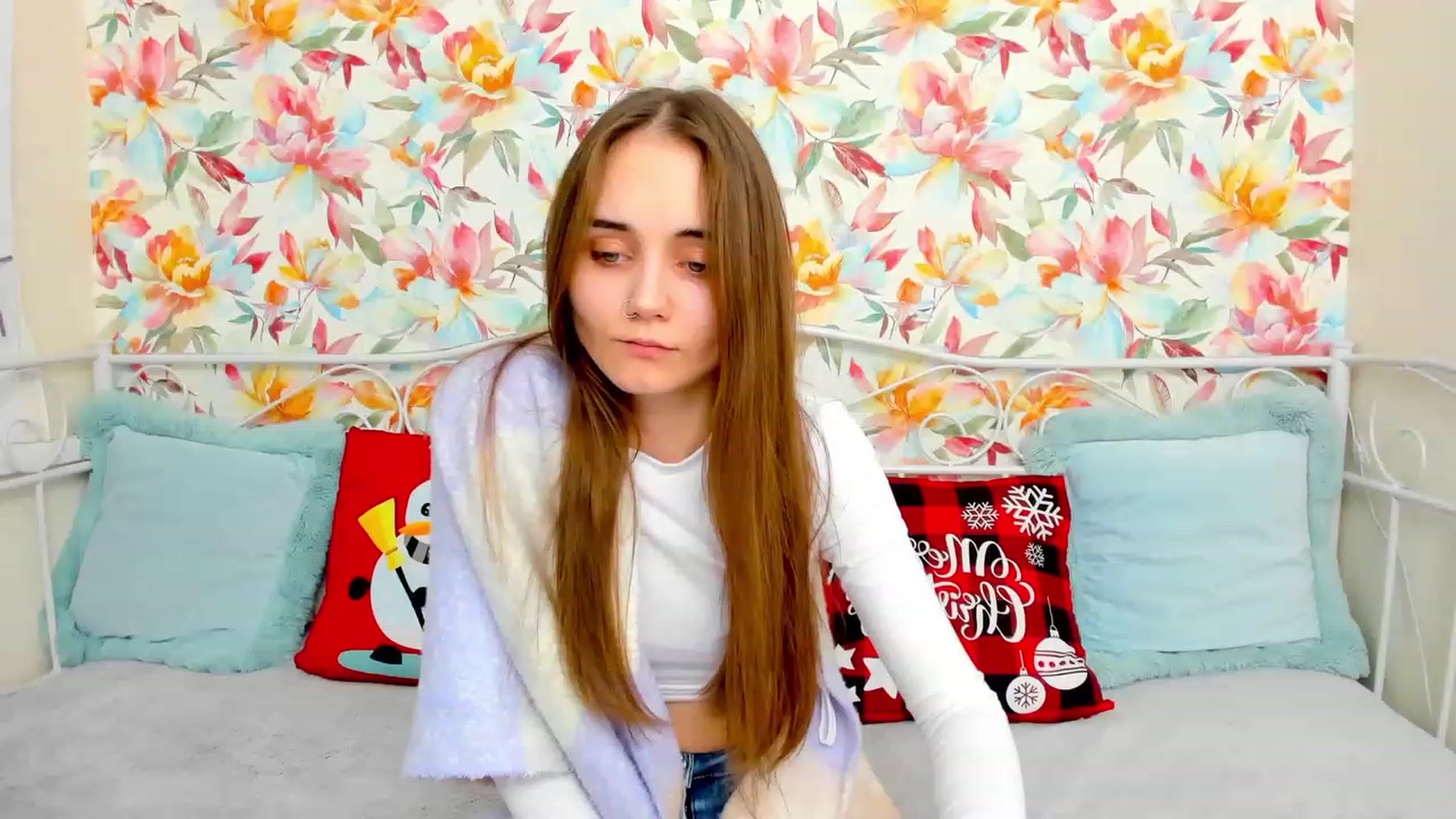 Gallery image thumbnail from IrisAdams's myfreecams stream on, 12/15/2022, 12:28 image 9 of 20