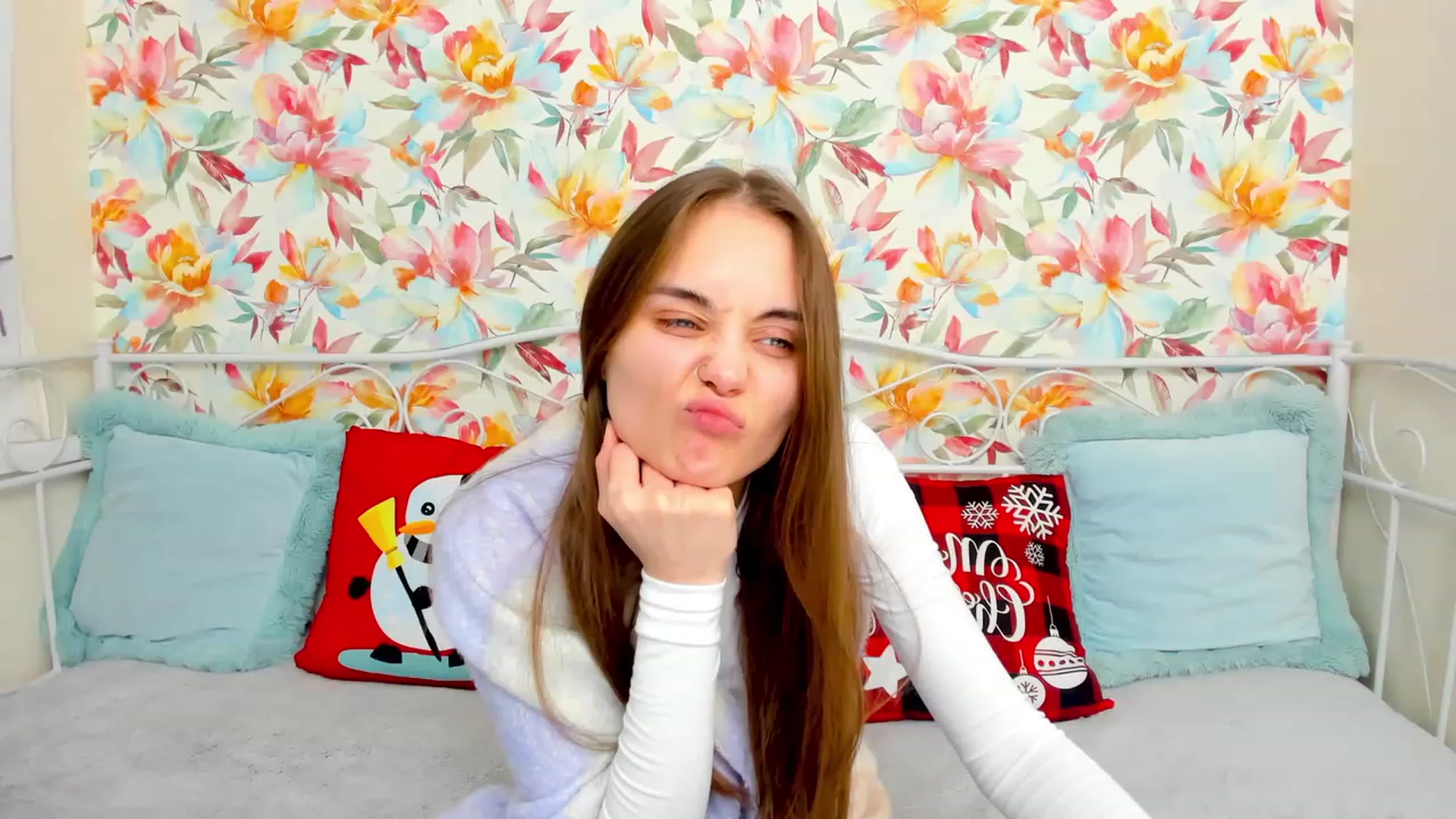 Gallery image thumbnail from IrisAdams's myfreecams stream on, 12/15/2022, 12:28 image 15 of 20