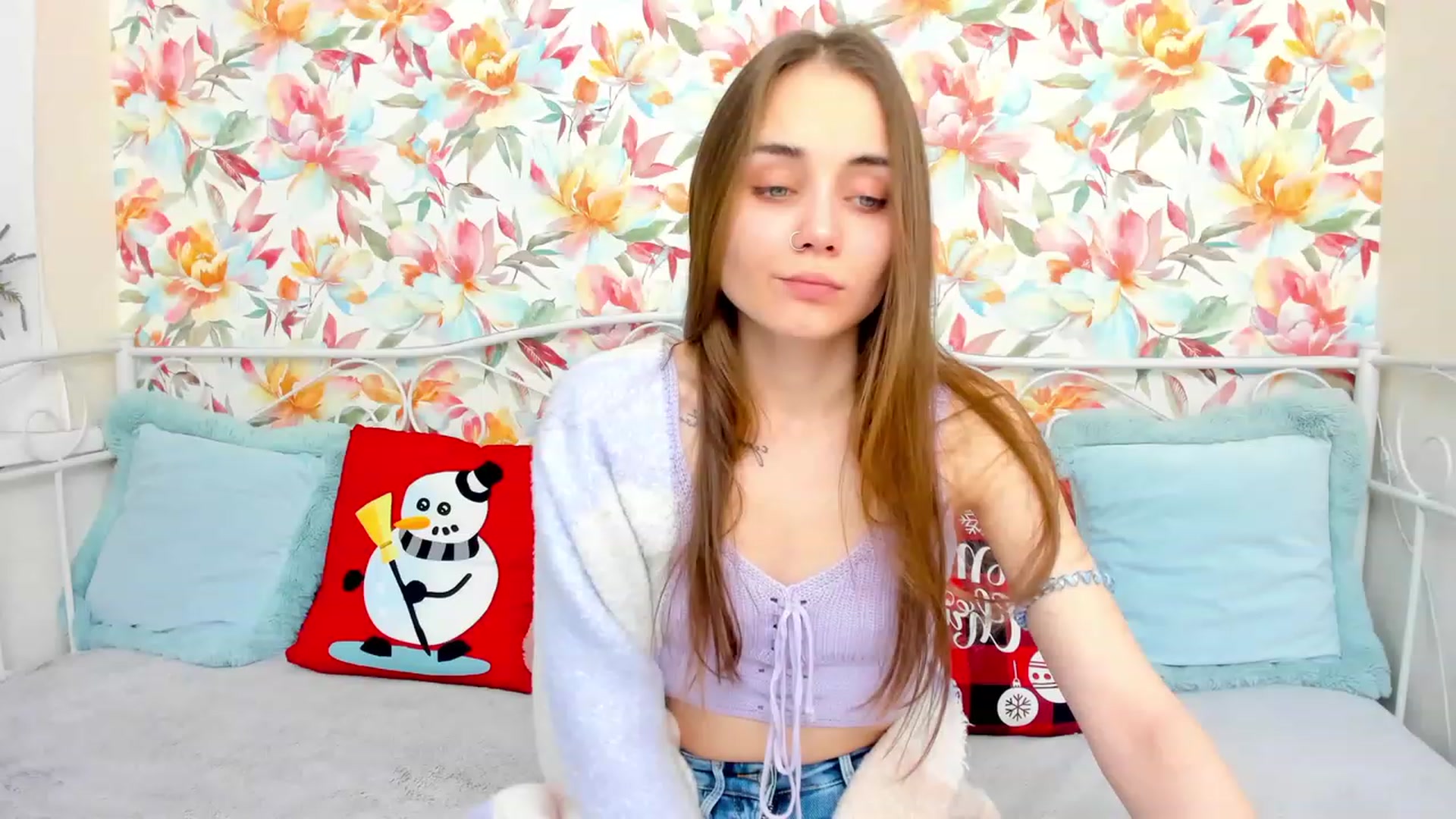 Gallery image thumbnail from IrisAdams's myfreecams stream on, 12/16/2022, 13:54 image 19 of 20
