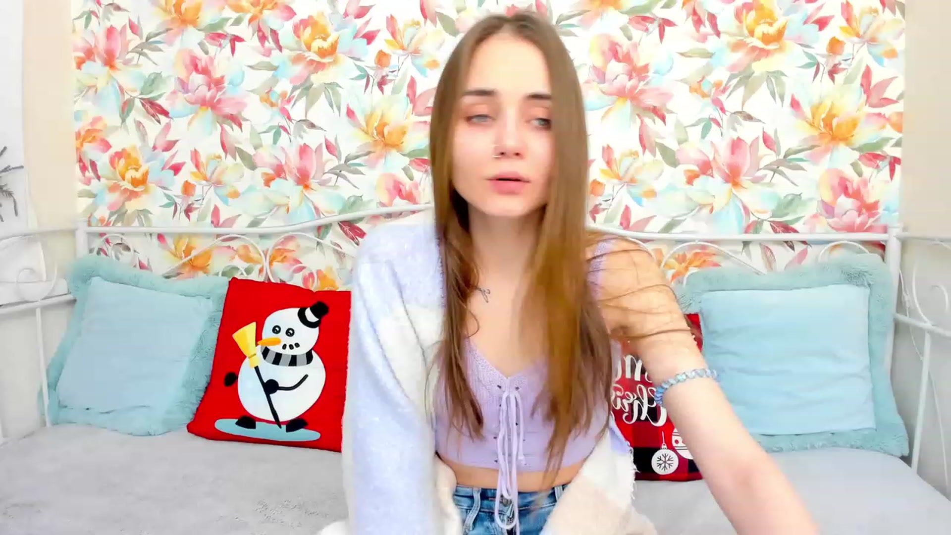 Gallery image thumbnail from IrisAdams's myfreecams stream on, 12/16/2022, 13:54 image 18 of 20