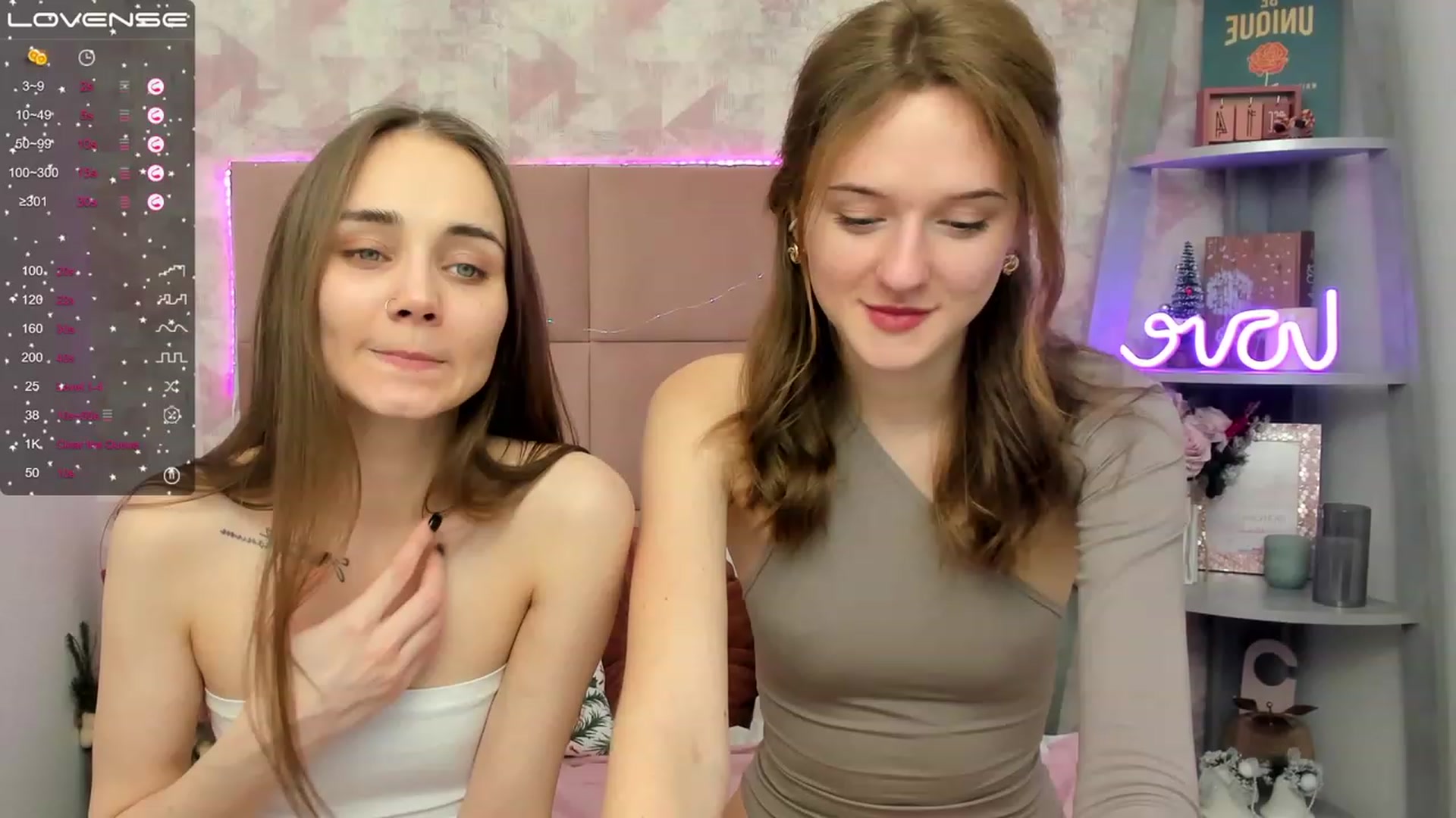Gallery image thumbnail from IrisAdams's myfreecams stream on, 12/24/2022, 15:19 image 4 of 20