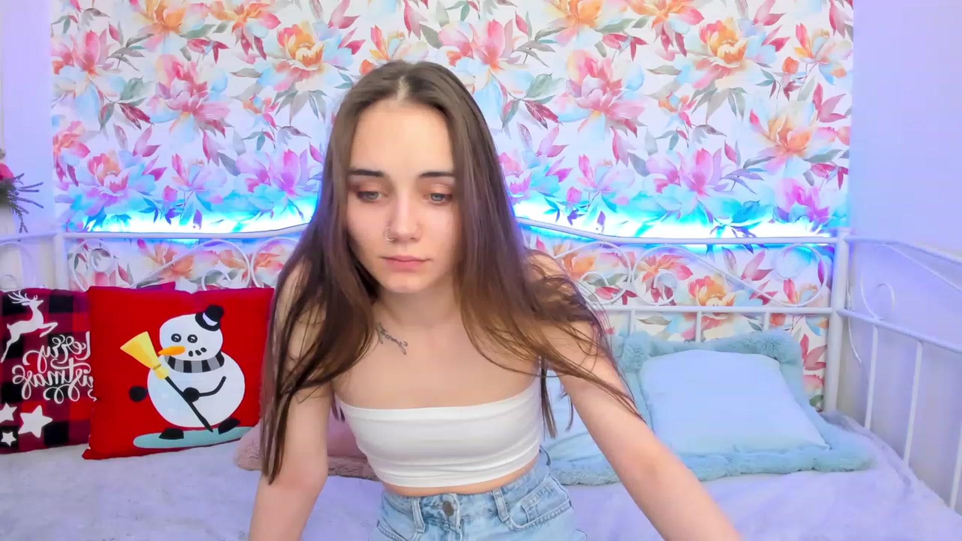 Gallery image thumbnail from IrisAdams's myfreecams stream on, 12/25/2022, 11:11 image 19 of 20