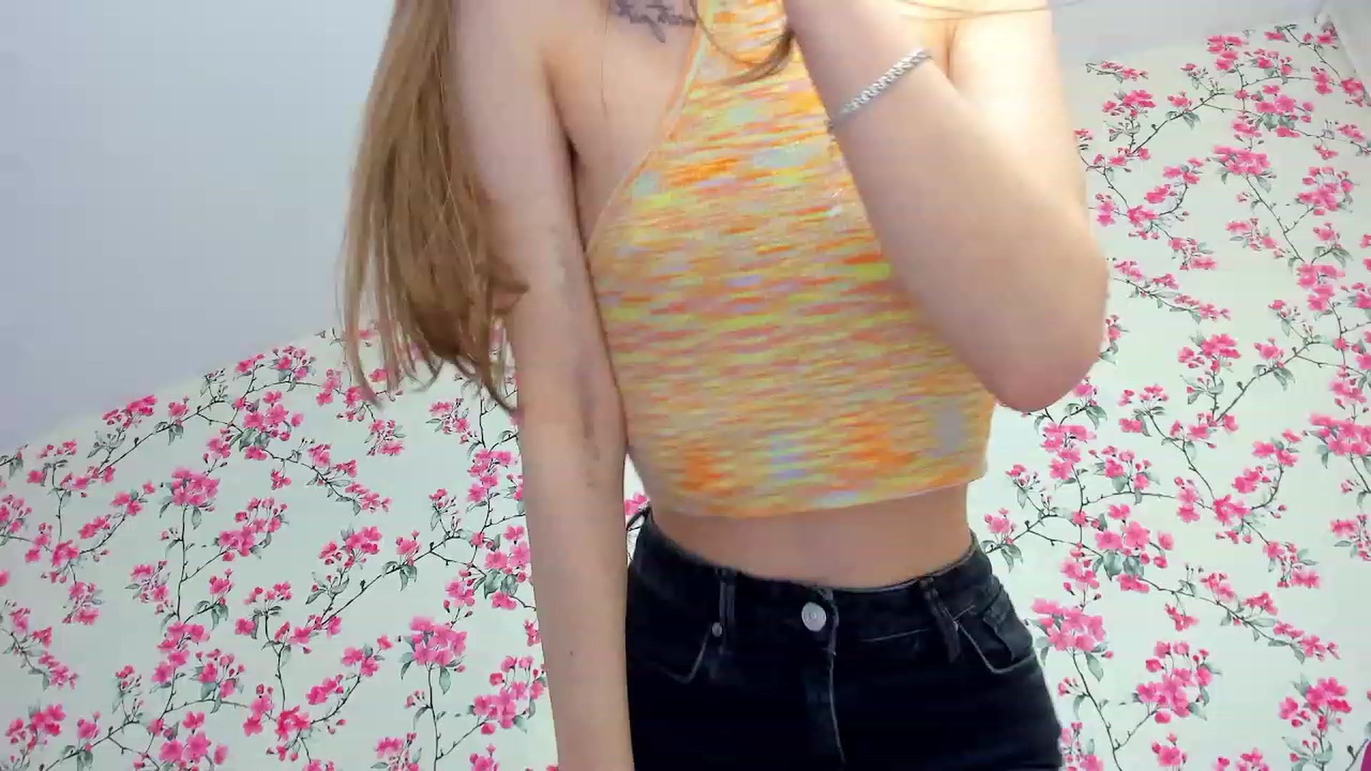 Gallery image thumbnail from IrisAdams's myfreecams stream on, 05/28/2023, 13:18 image 12 of 20