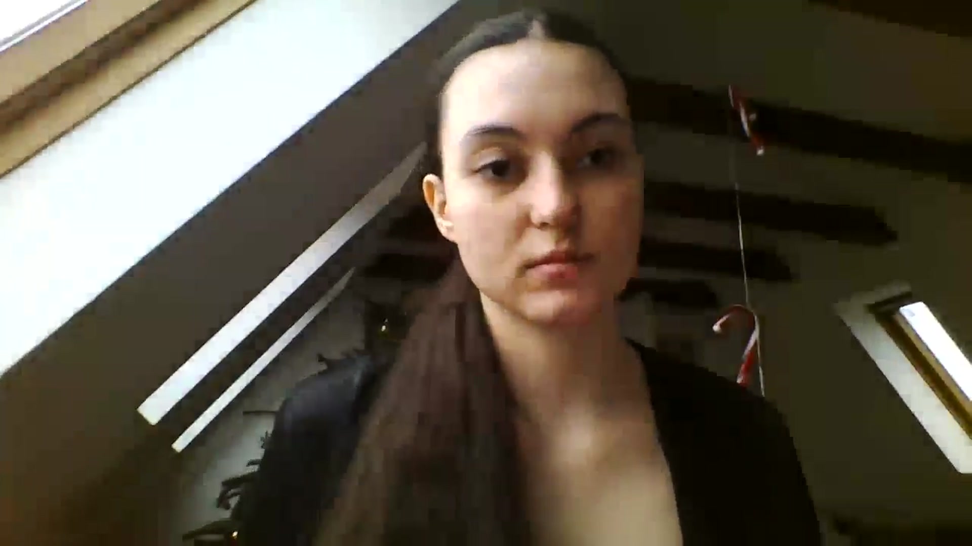 Gallery image thumbnail from IrisAmore's myfreecams stream on, 12/24/2024, 13:27 image 10 of 20
