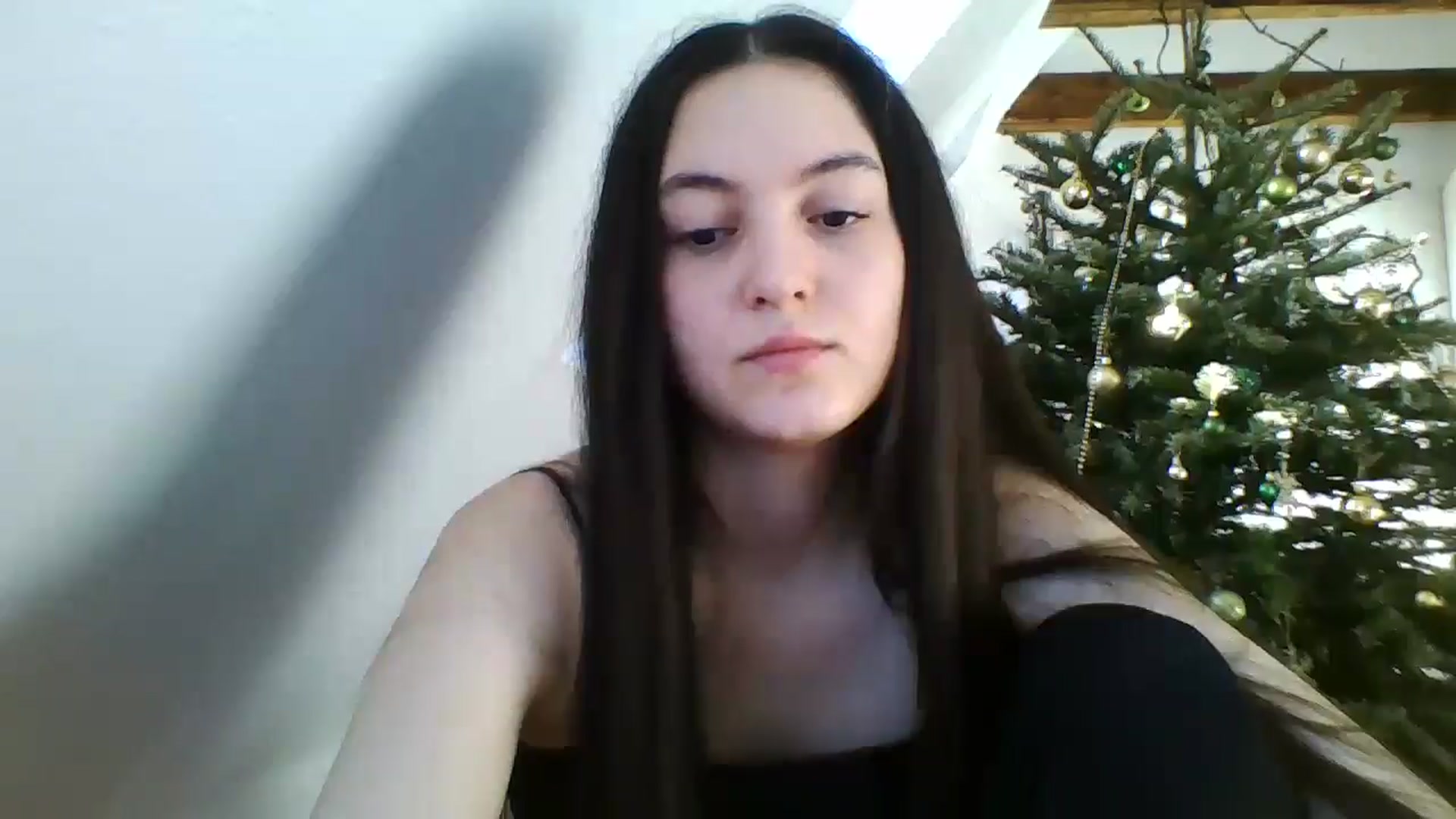 Gallery image thumbnail from IrisAmore's myfreecams stream on, 12/28/2024, 10:30 image 8 of 20