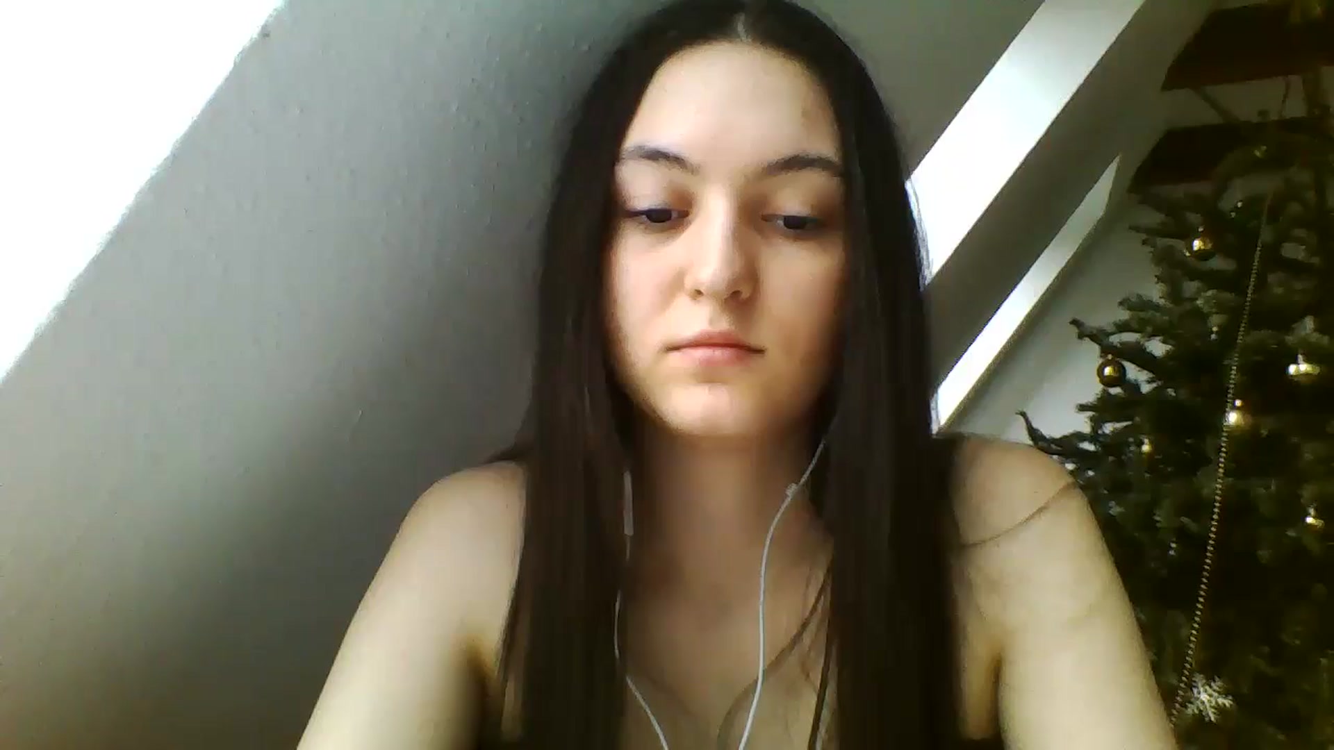 Gallery image thumbnail from IrisAmore's myfreecams stream on, 12/29/2024, 12:22 image 17 of 20