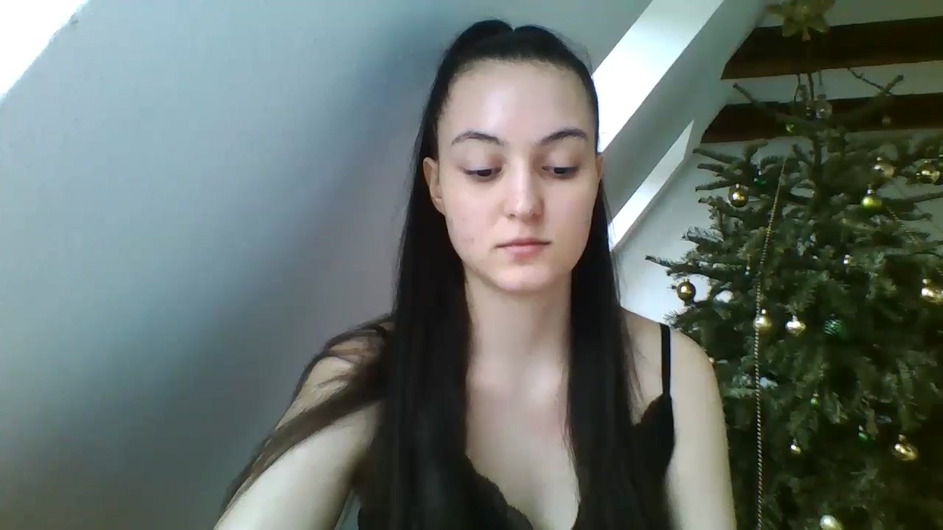 Gallery image thumbnail from IrisAmore's myfreecams stream on, 01/04/2025, 13:50 image 4 of 20
