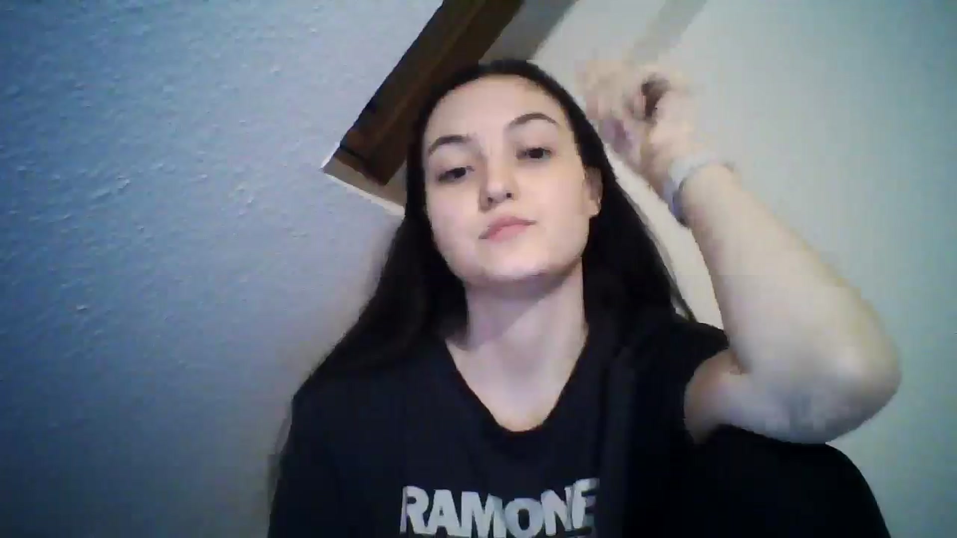 Gallery image thumbnail from IrisAmore's myfreecams stream on, 01/07/2025, 18:01 image 9 of 20