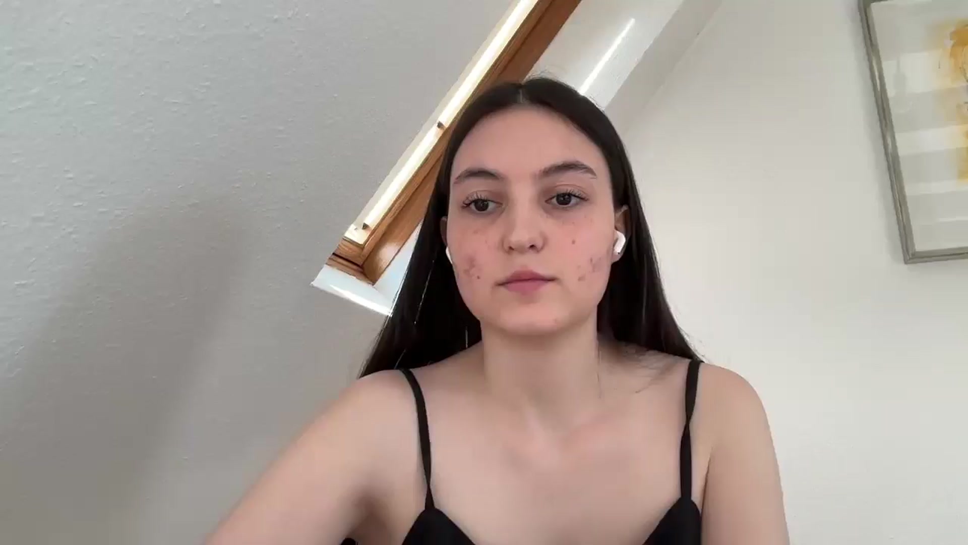 Gallery image thumbnail from IrisAmore's myfreecams stream on, 05/14/2025, 10:01 image 10 of 20